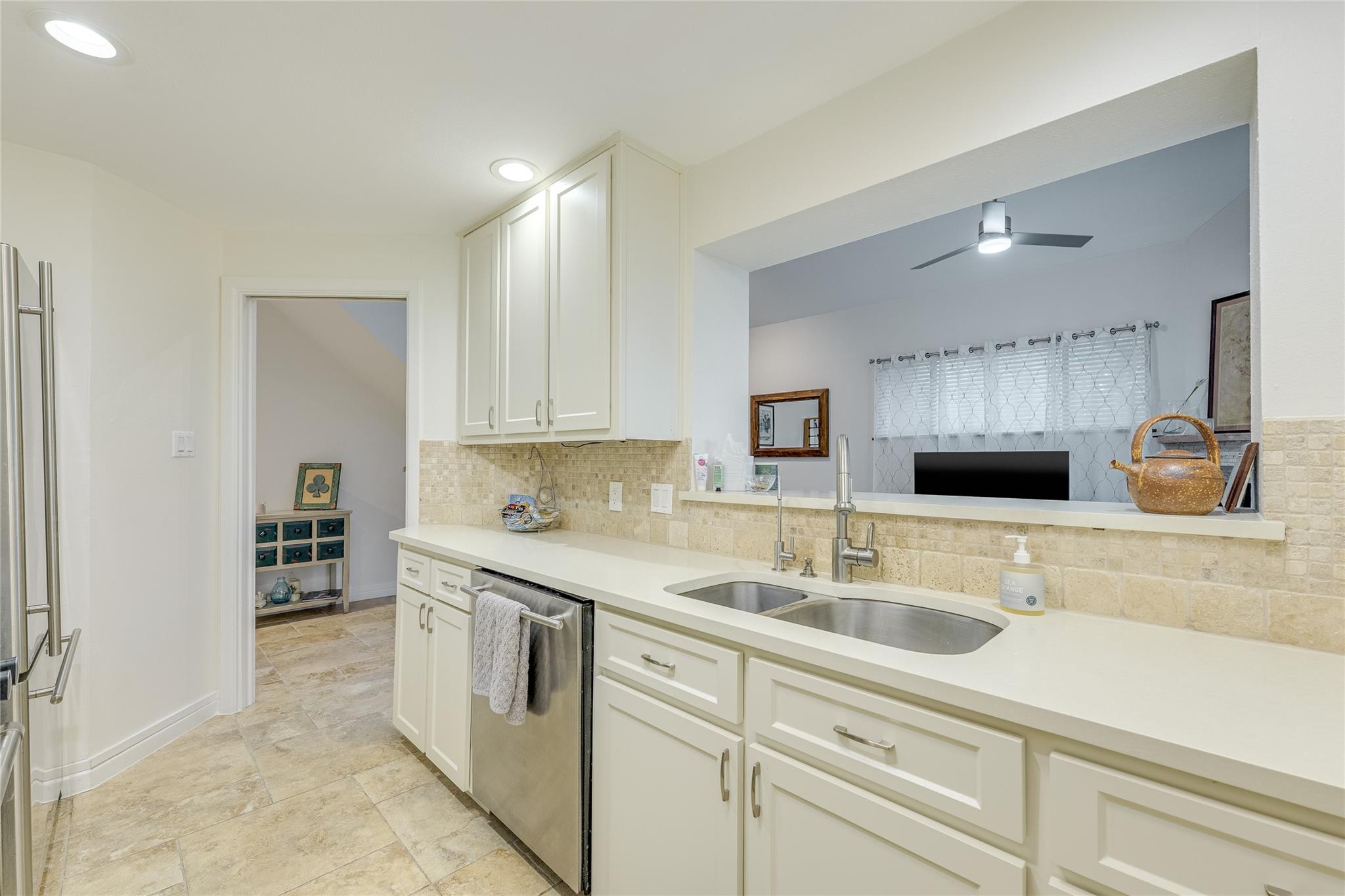 1735 Spyglass Drive Austin TX 78746