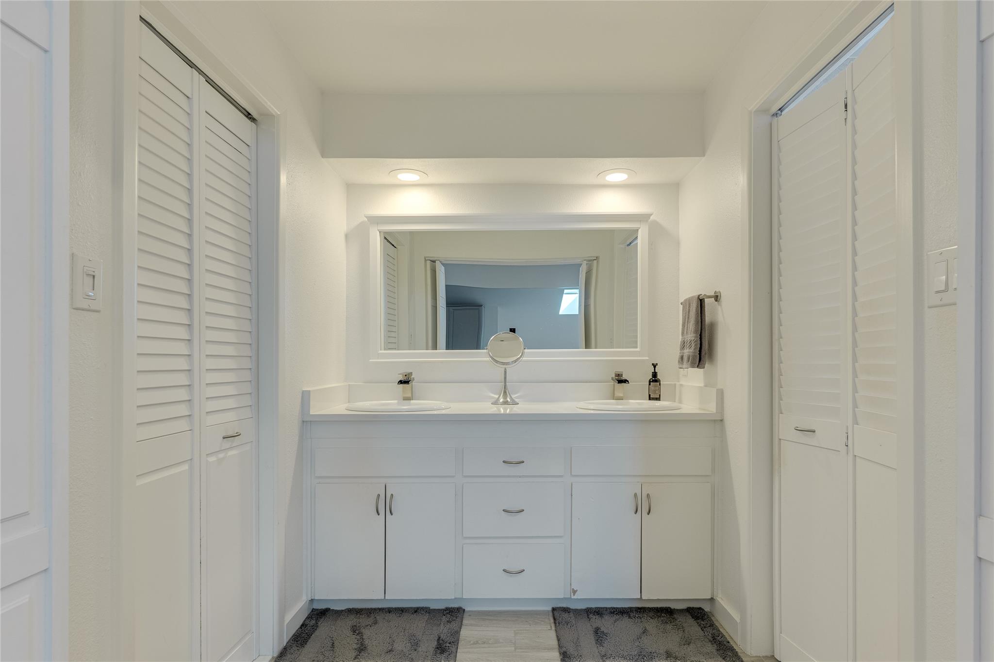 1735 Spyglass Drive Austin TX 78746