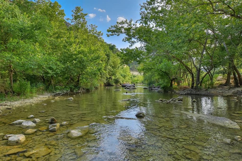 1735 Spyglass Drive Austin TX 78746