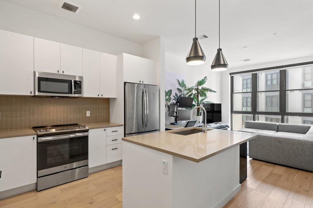 800 Embassy Drive Austin TX 78702