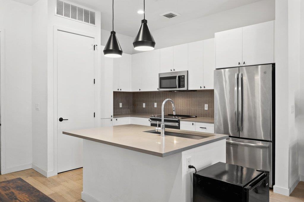 800 Embassy Drive Austin TX 78702