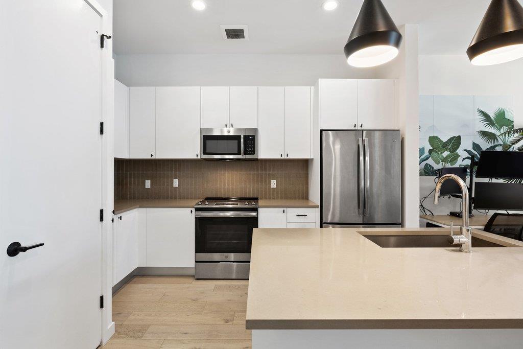 800 Embassy Drive Austin TX 78702