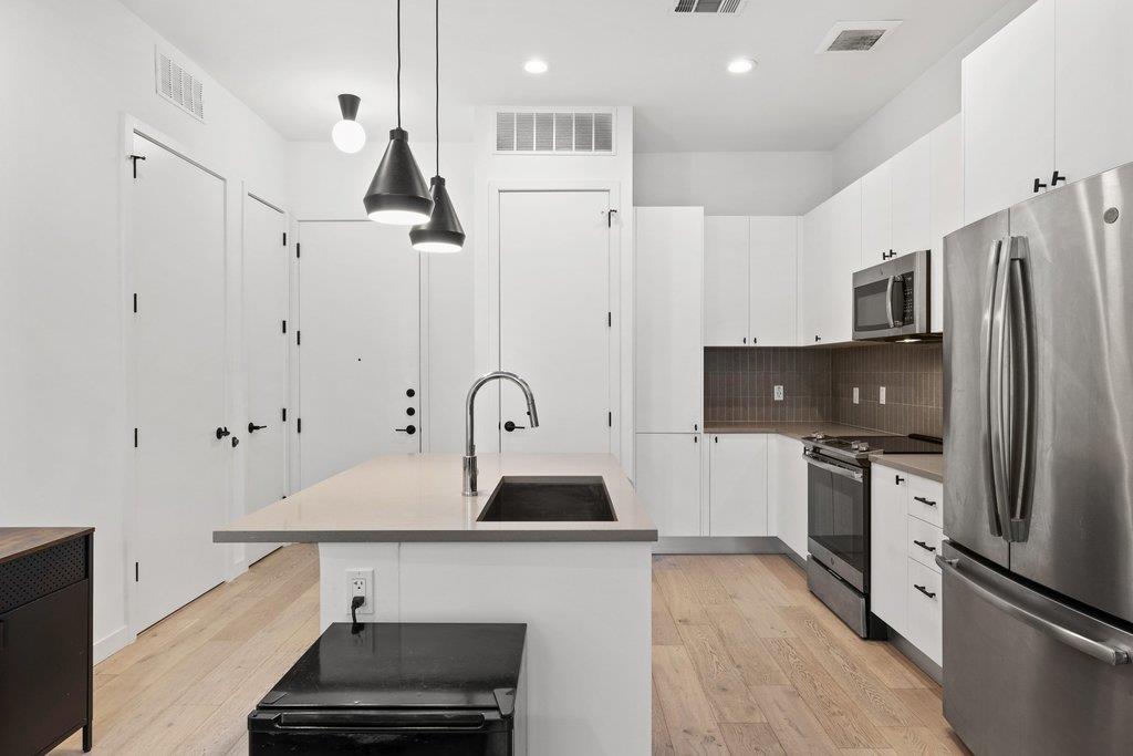 800 Embassy Drive Austin TX 78702
