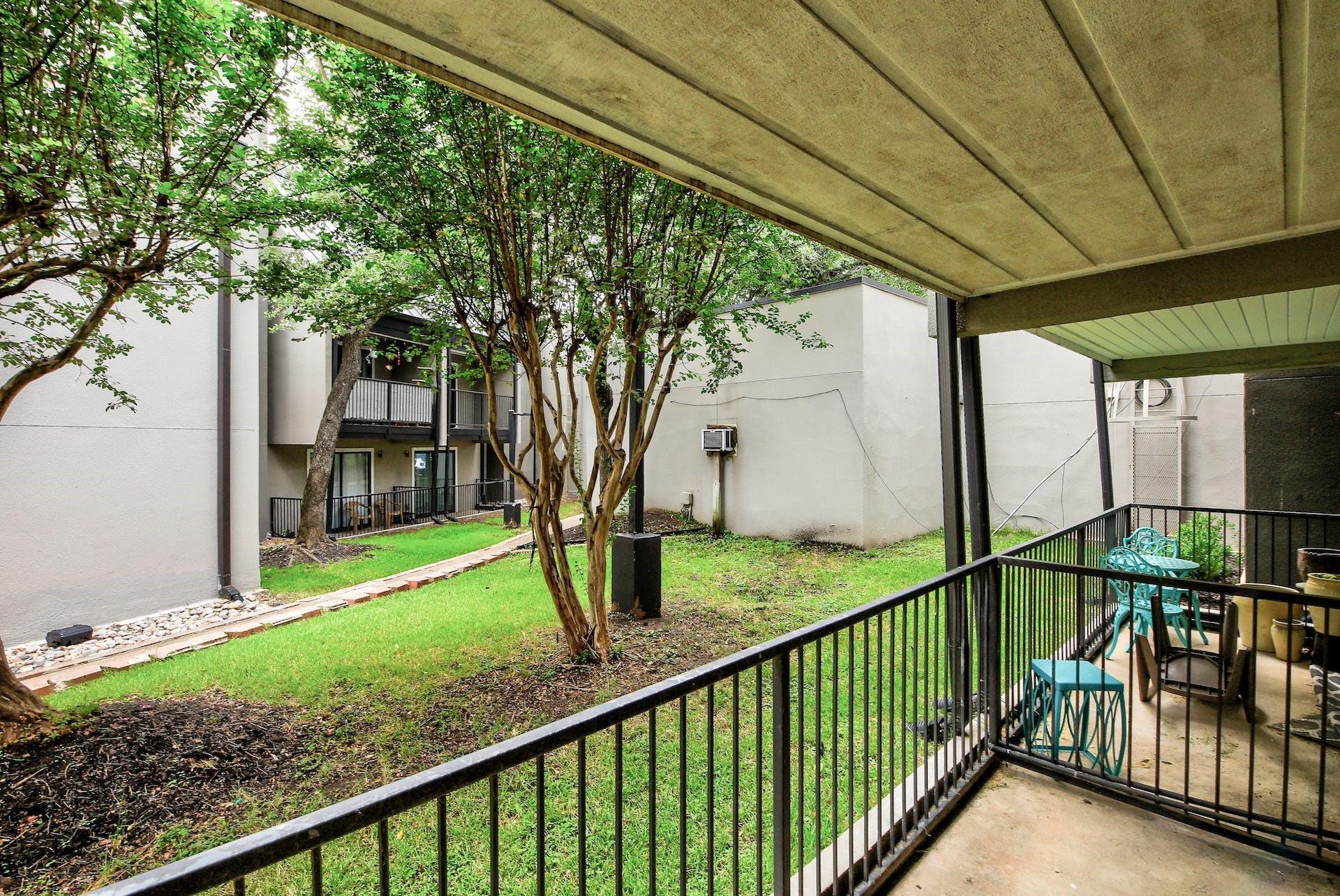 935 La Posada Drive Austin TX 78752