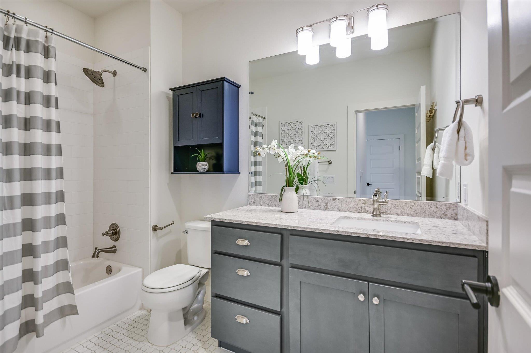 1121 Walton Lane Austin TX 78721
