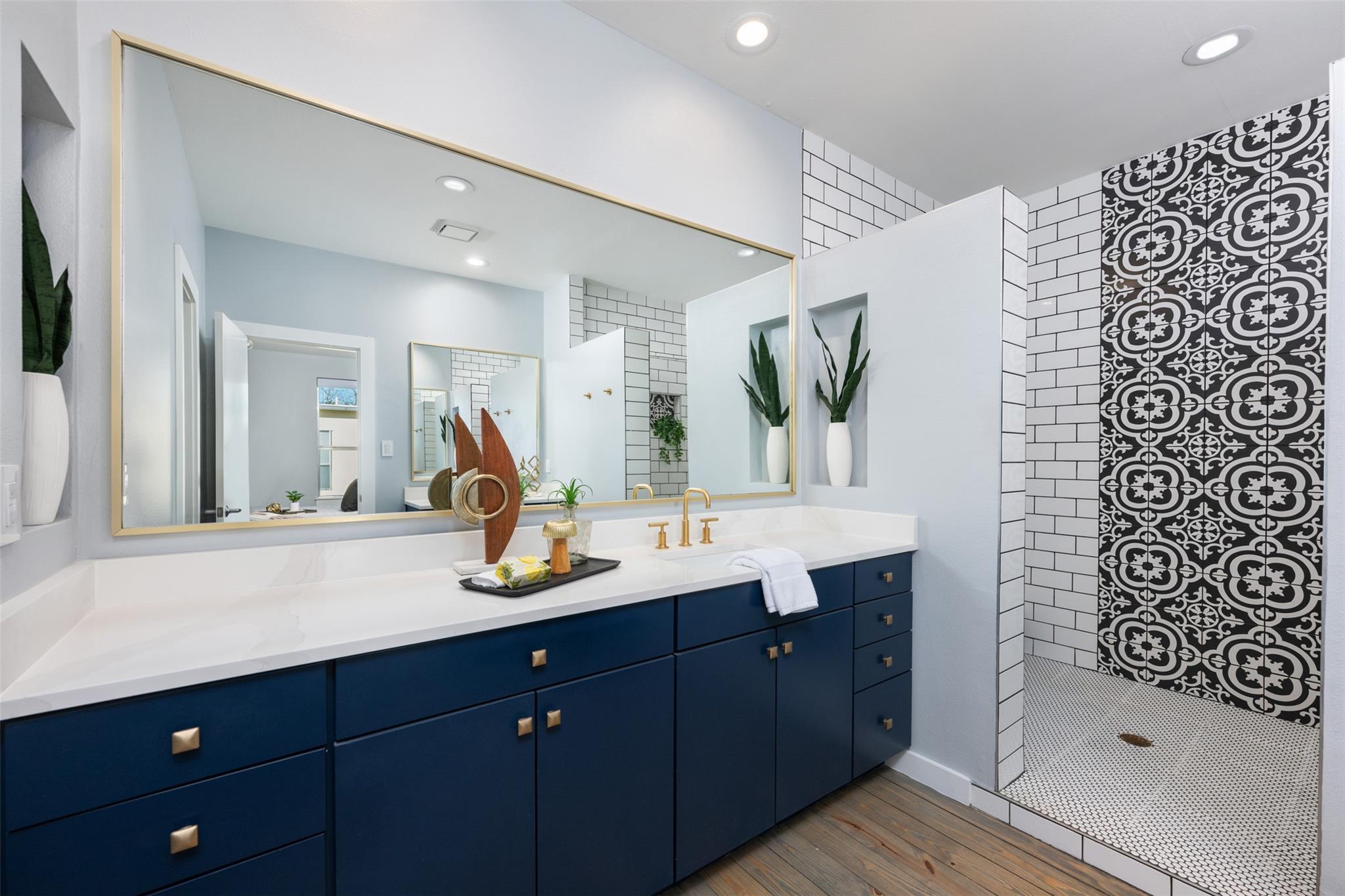 1209 Kinney Avenue Austin TX 78704