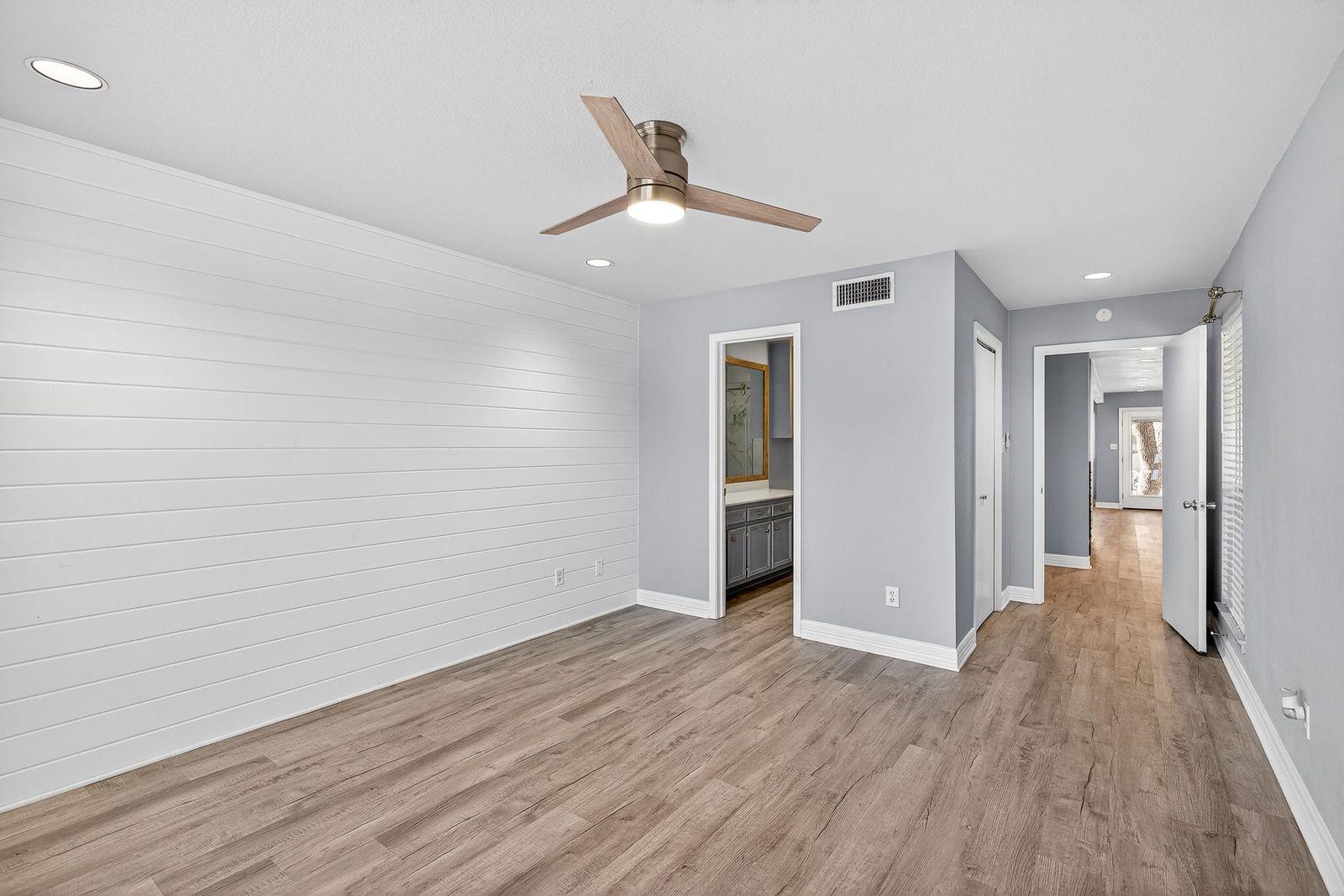320 Twin Sails Horseshoe Bay TX 78657