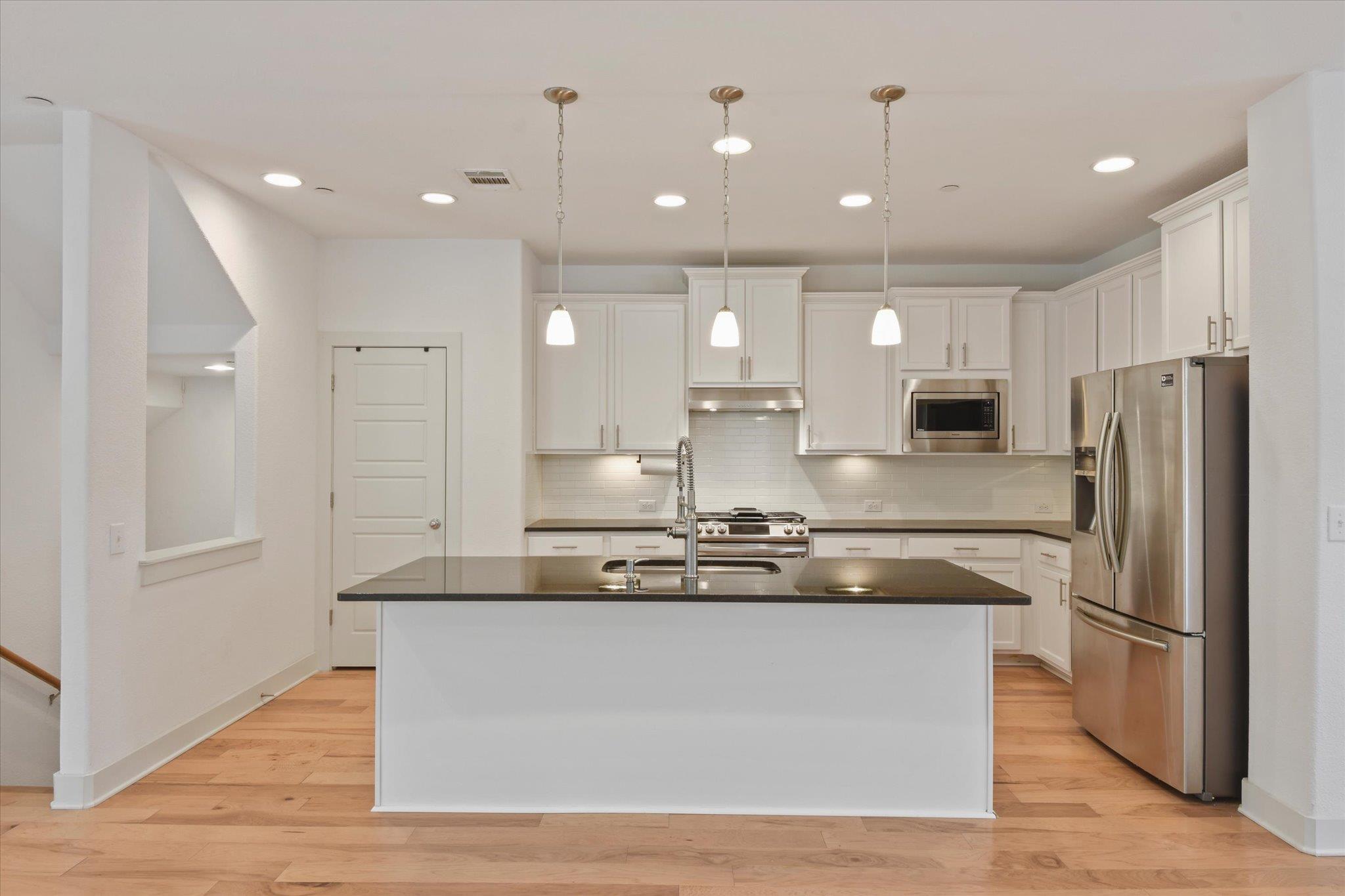 7209 Bassett Court Austin TX 78741