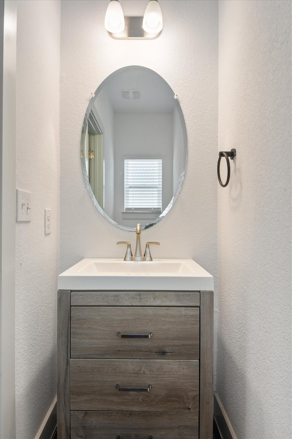 7209 Bassett Court Austin TX 78741