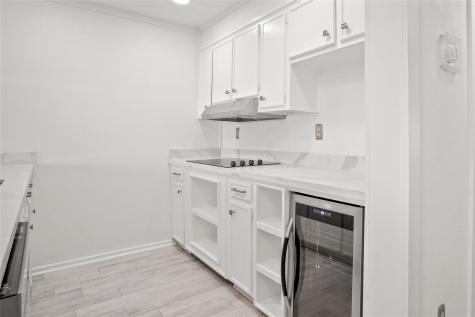 318 W Cotter Avenue Port Aransas TX 78373