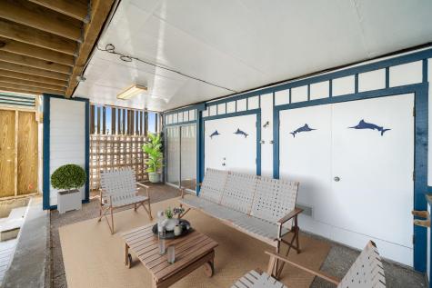 318 W Cotter Avenue Port Aransas TX 78373