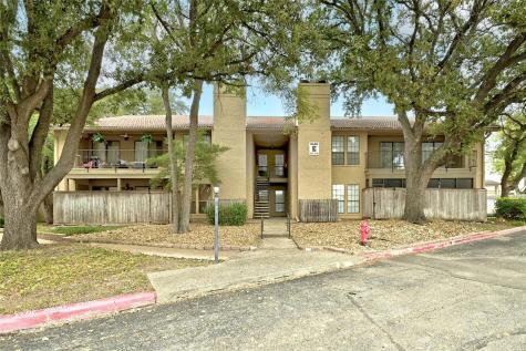 1202 Thorpe Lane San Marcos TX 78666