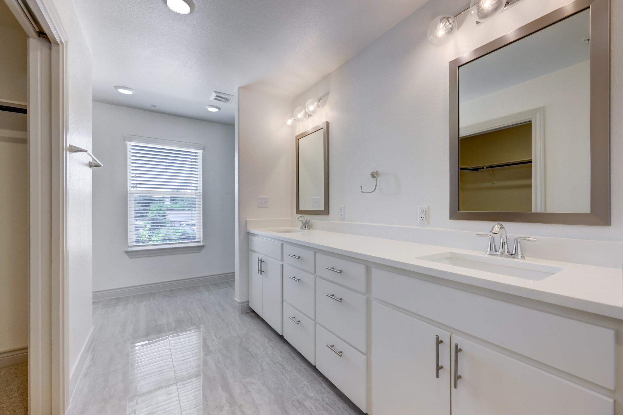 2105 Tiger Trail Round Rock TX 78665