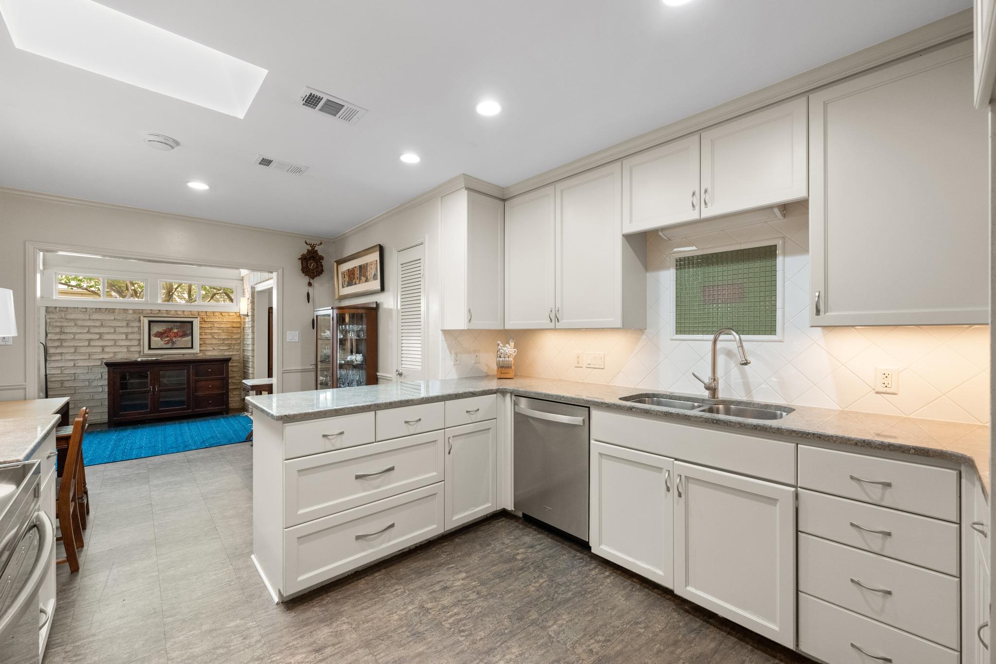 8107 Middle Court Austin TX 78759