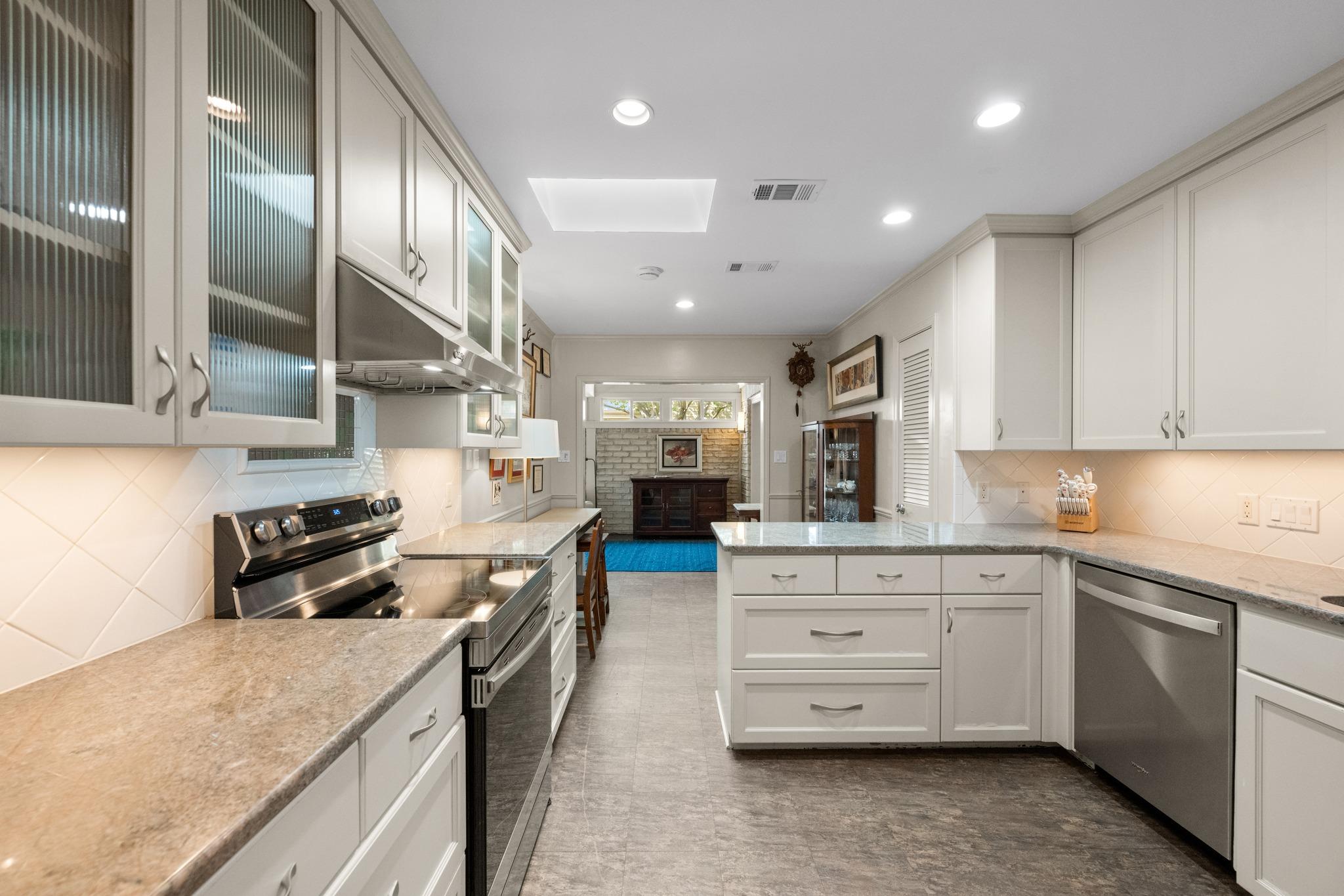 8107 Middle Court Austin TX 78759
