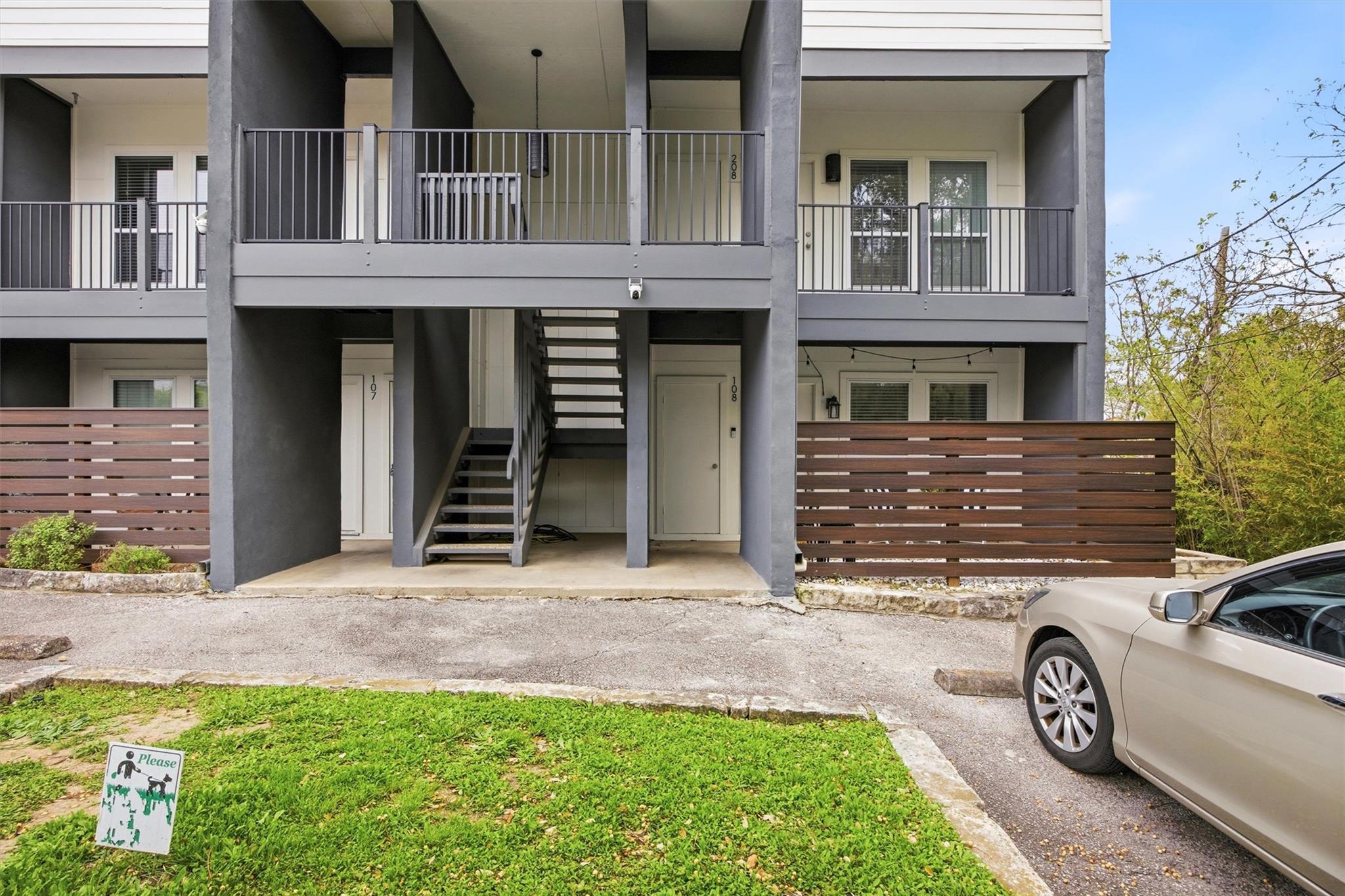 1509 W 39 1/2 Street Austin TX 78756