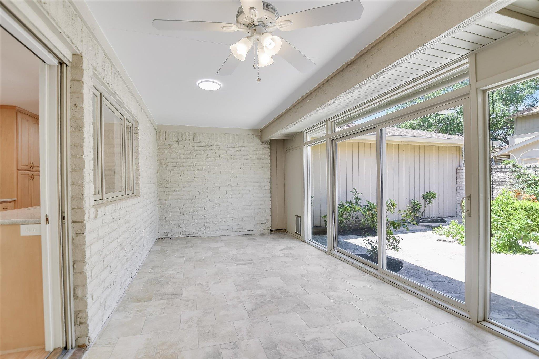 8113 East Court Austin TX 78759