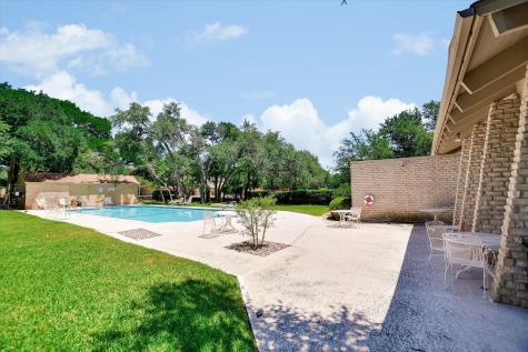 8113 East Court Austin TX 78759