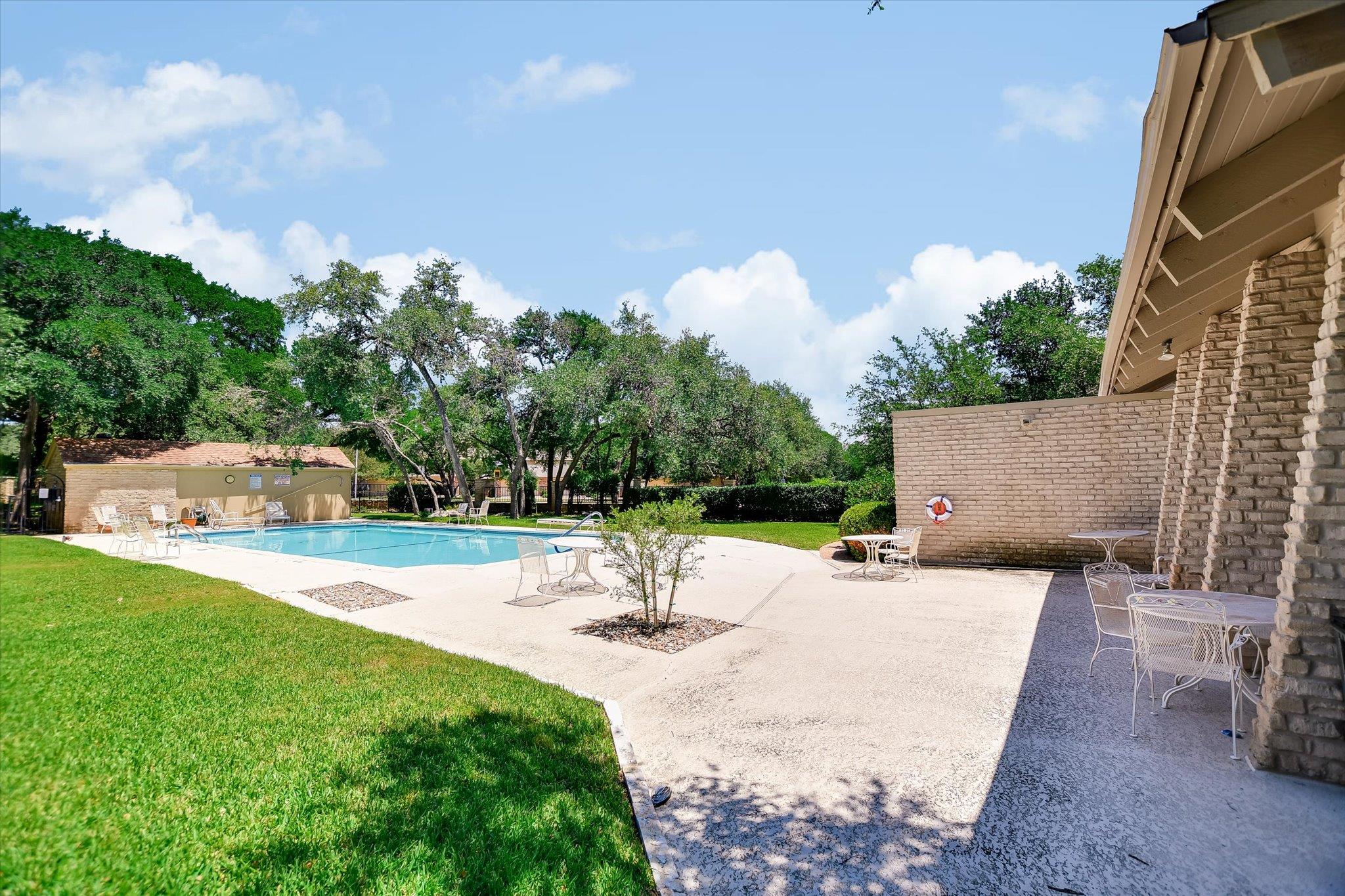 8113 East Court Austin TX 78759