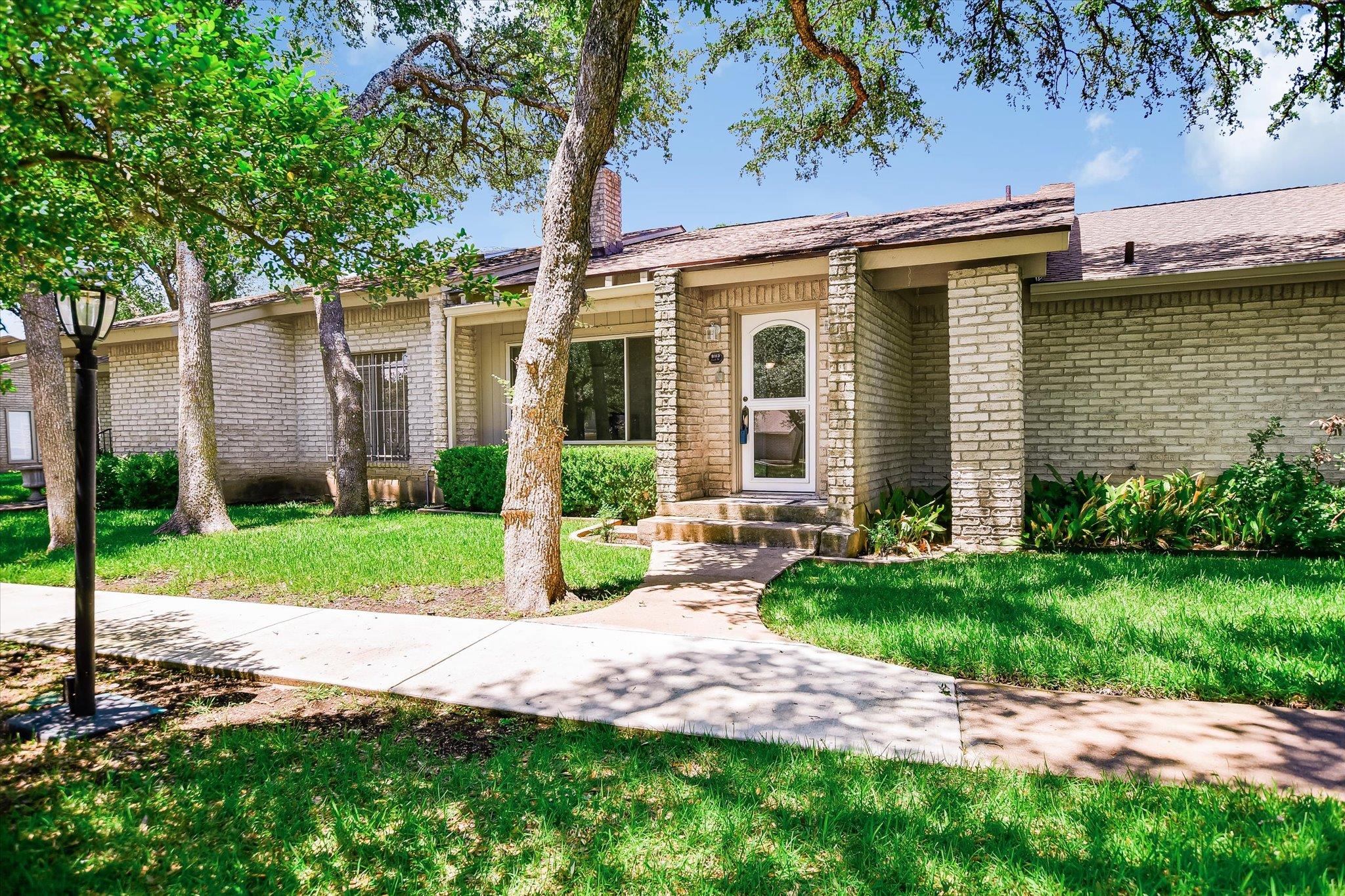 8113 East Court Austin TX 78759