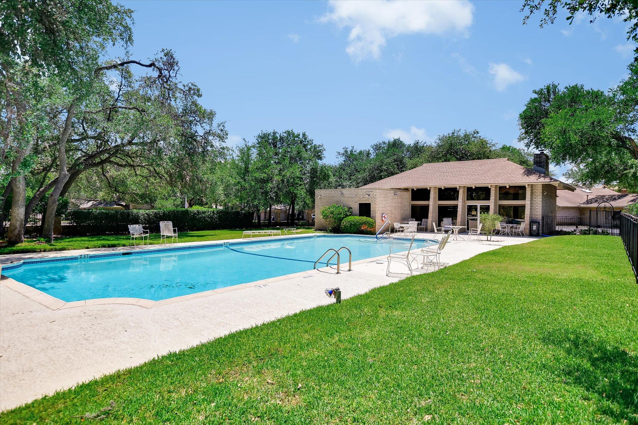 8113 East Court Austin TX 78759