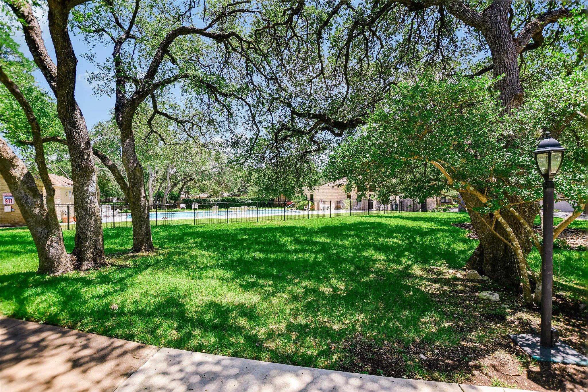 8113 East Court Austin TX 78759
