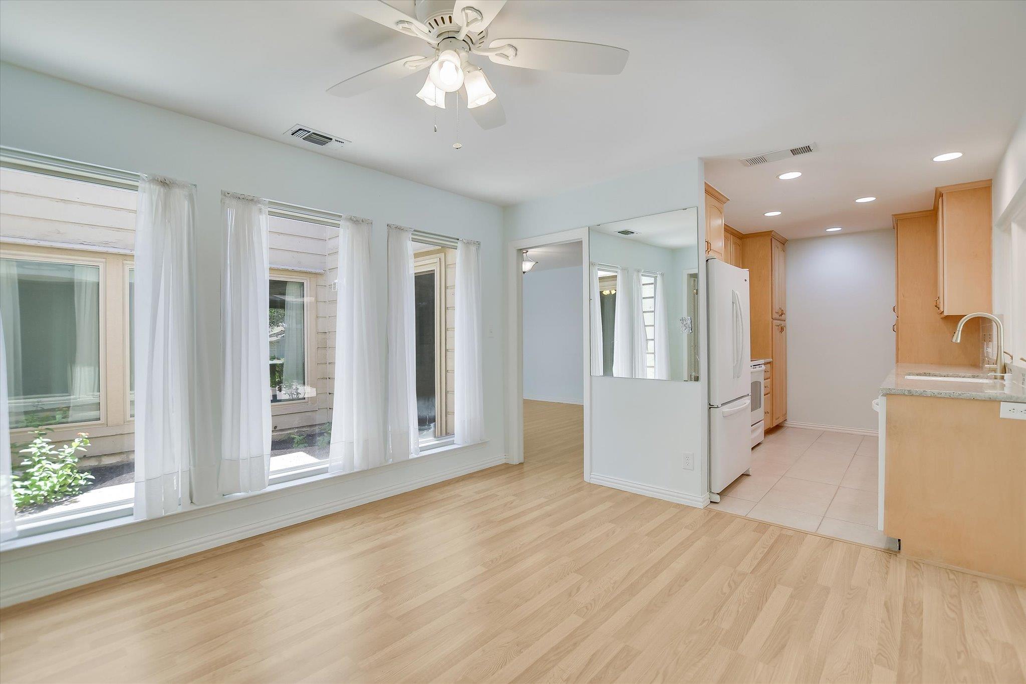 8113 East Court Austin TX 78759