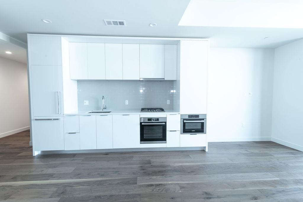 44 East Avenue Austin TX 78701