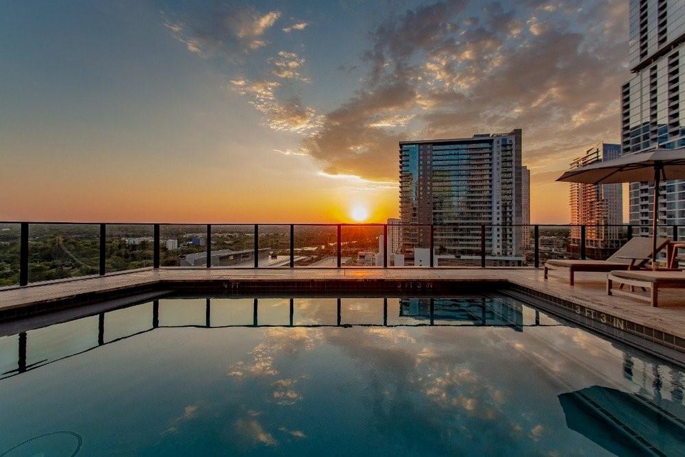 202 Nueces Street Austin TX 78701