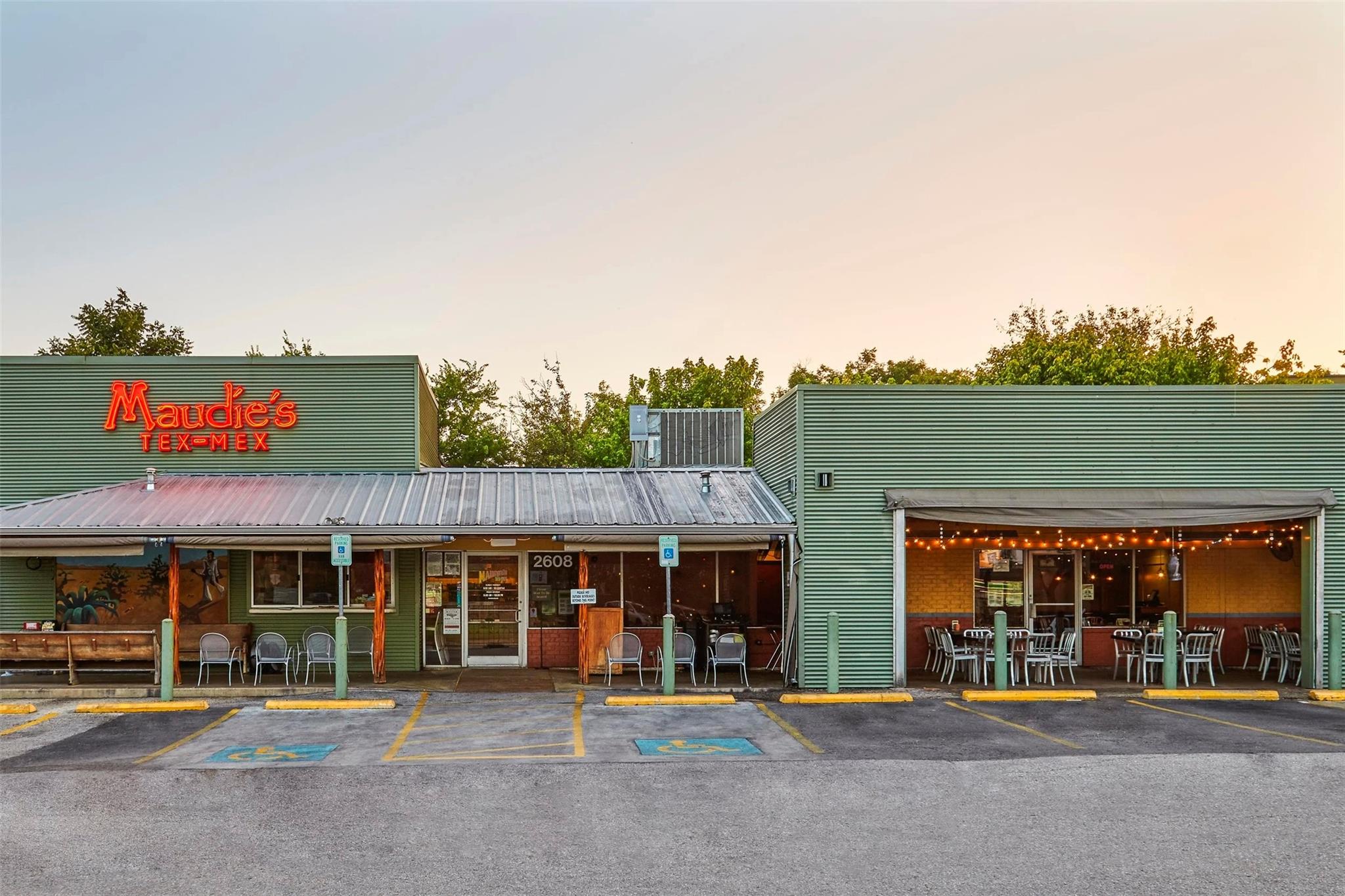 1404 Norwalk Lane Austin TX 78703