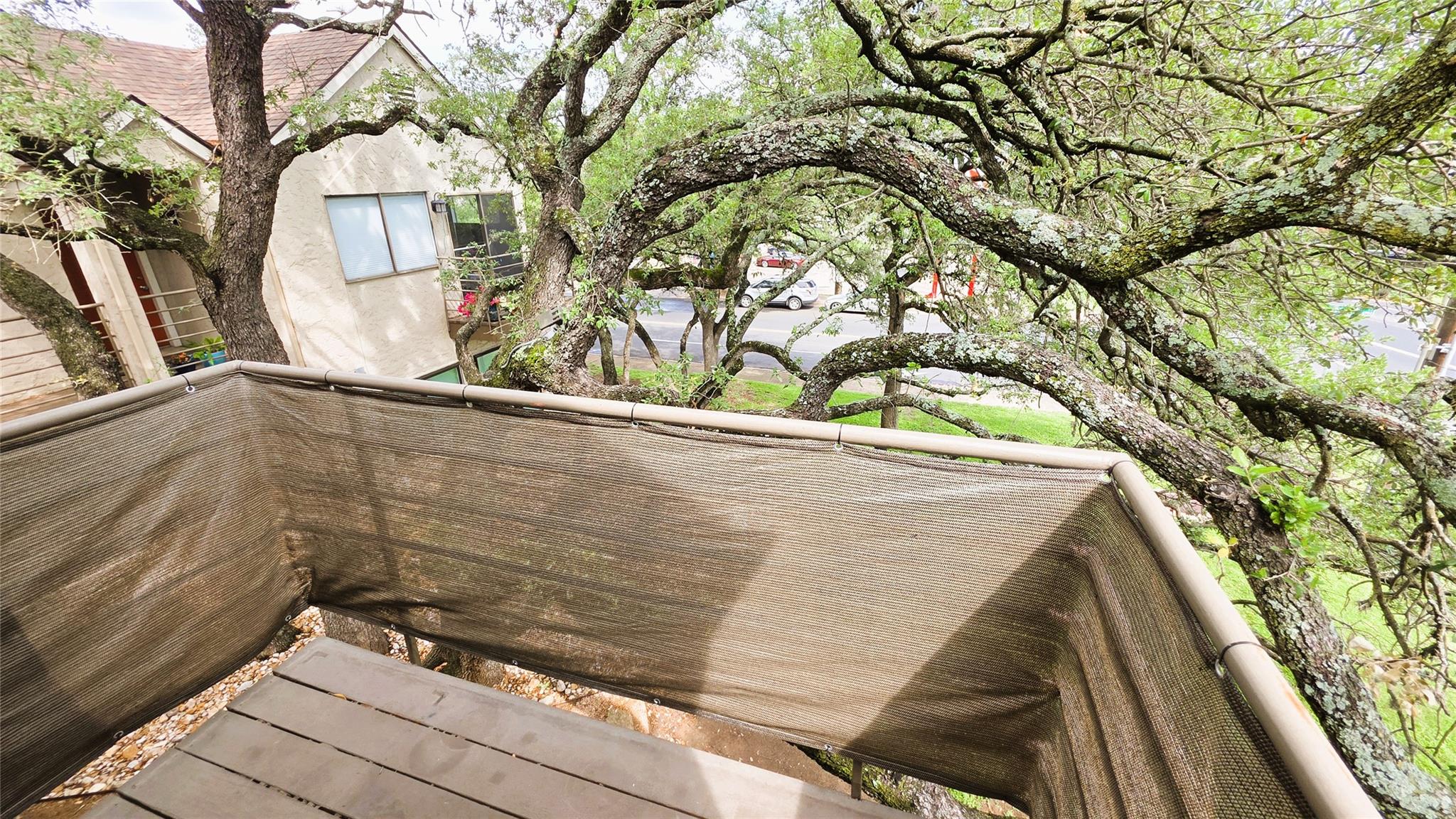 6810 Deatonhill Drive Austin TX 78745