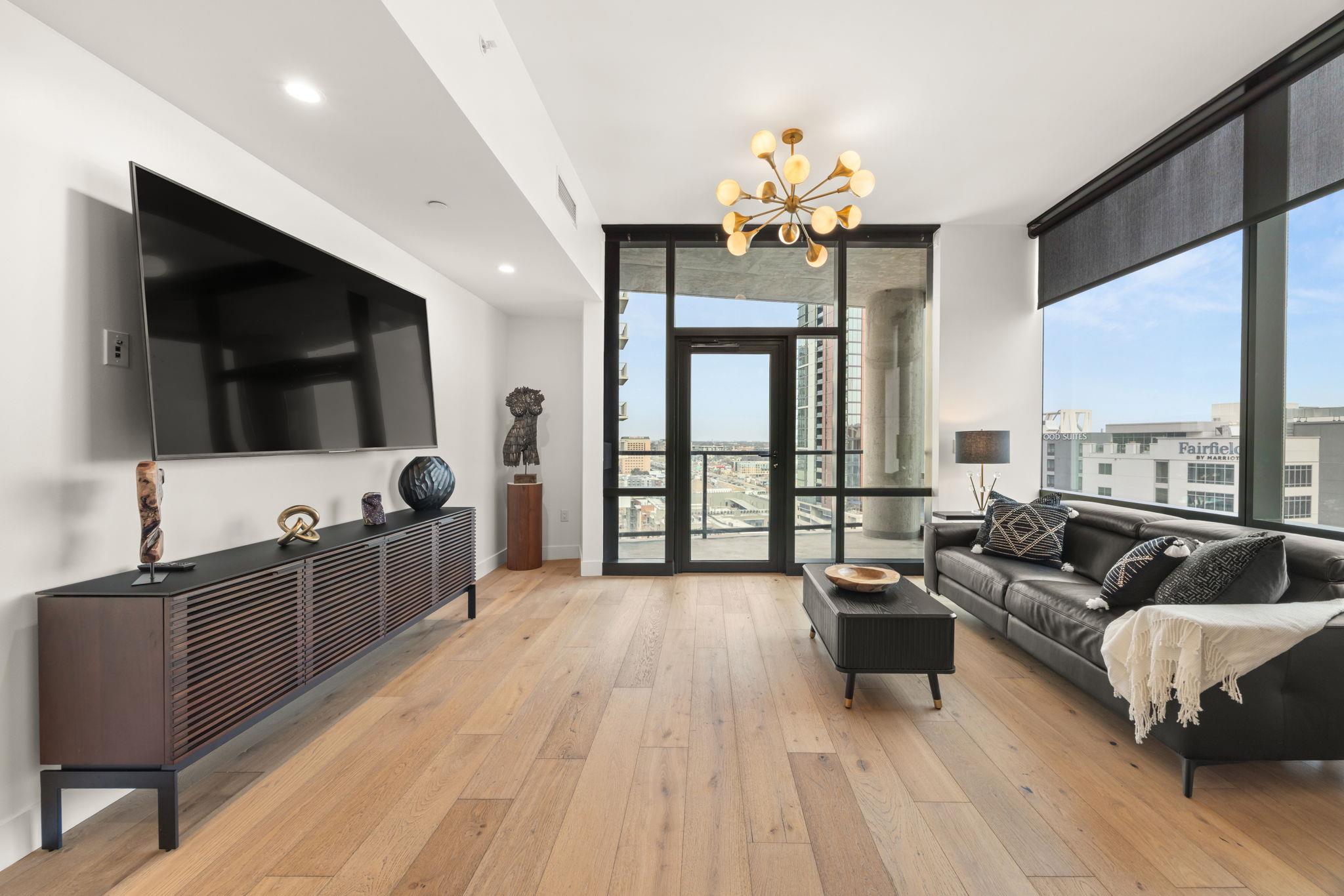 70 Rainey Street Austin TX 78701