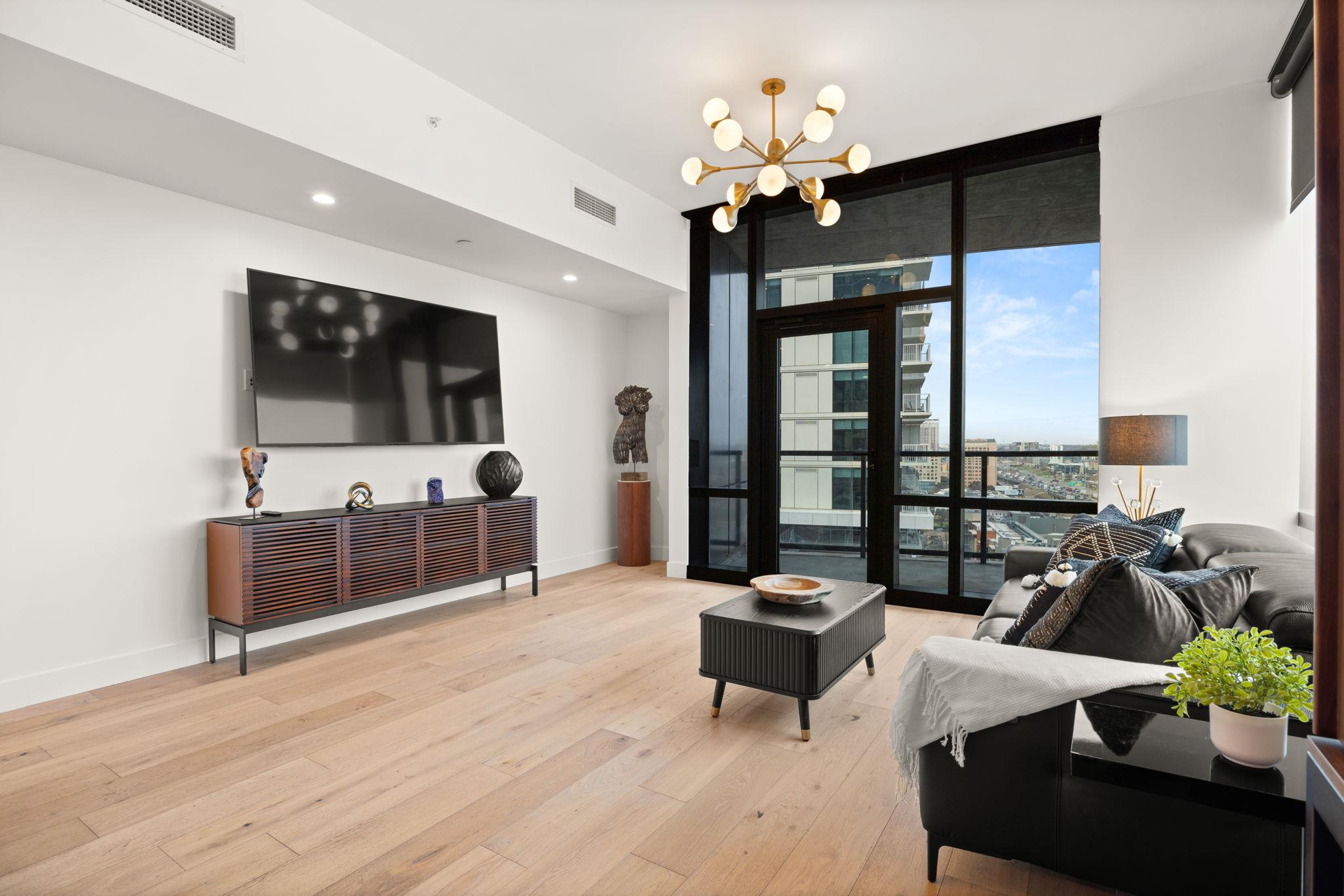 70 Rainey Street Austin TX 78701