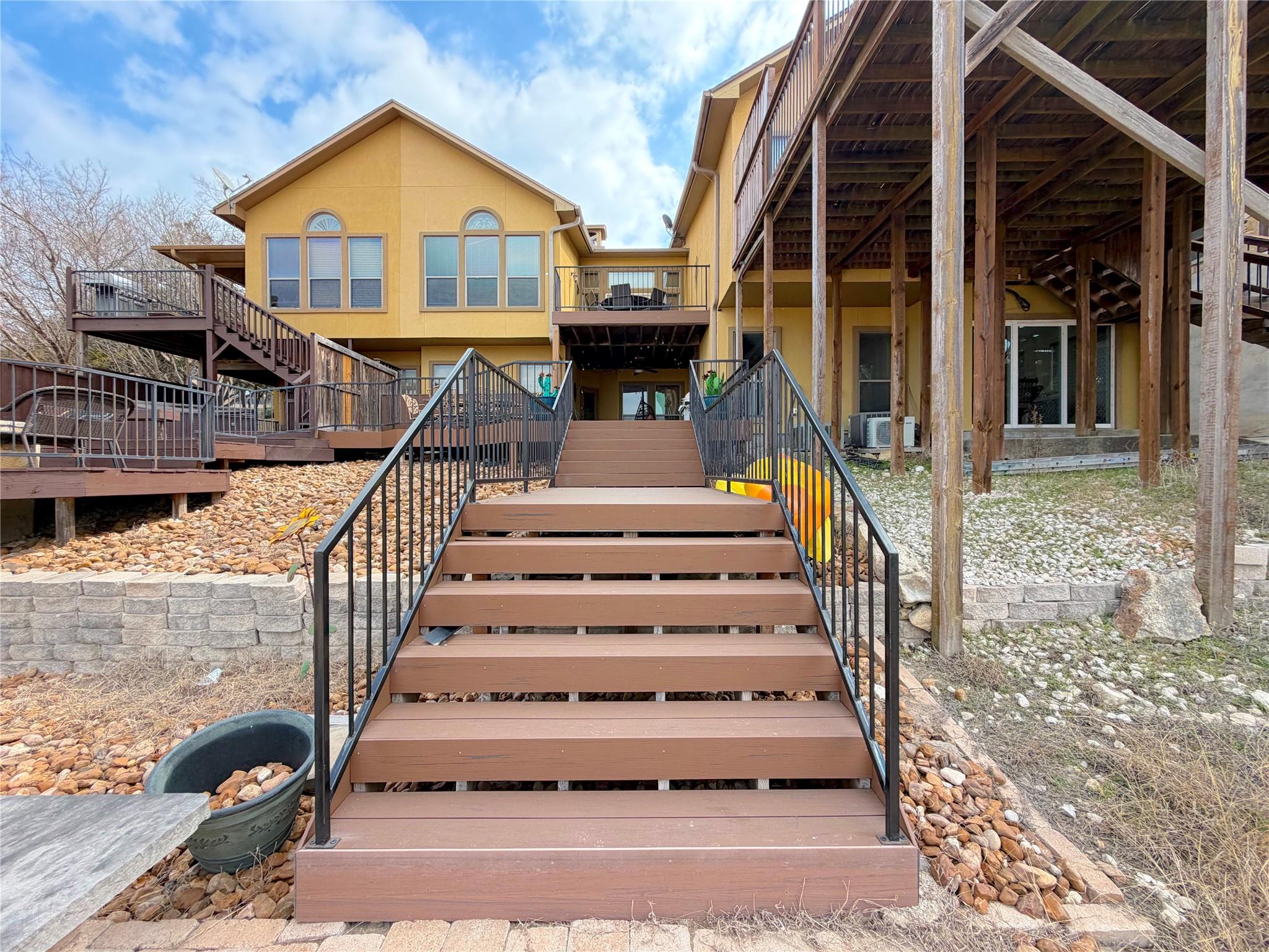 952 Parkview Drive Canyon Lake TX 78133