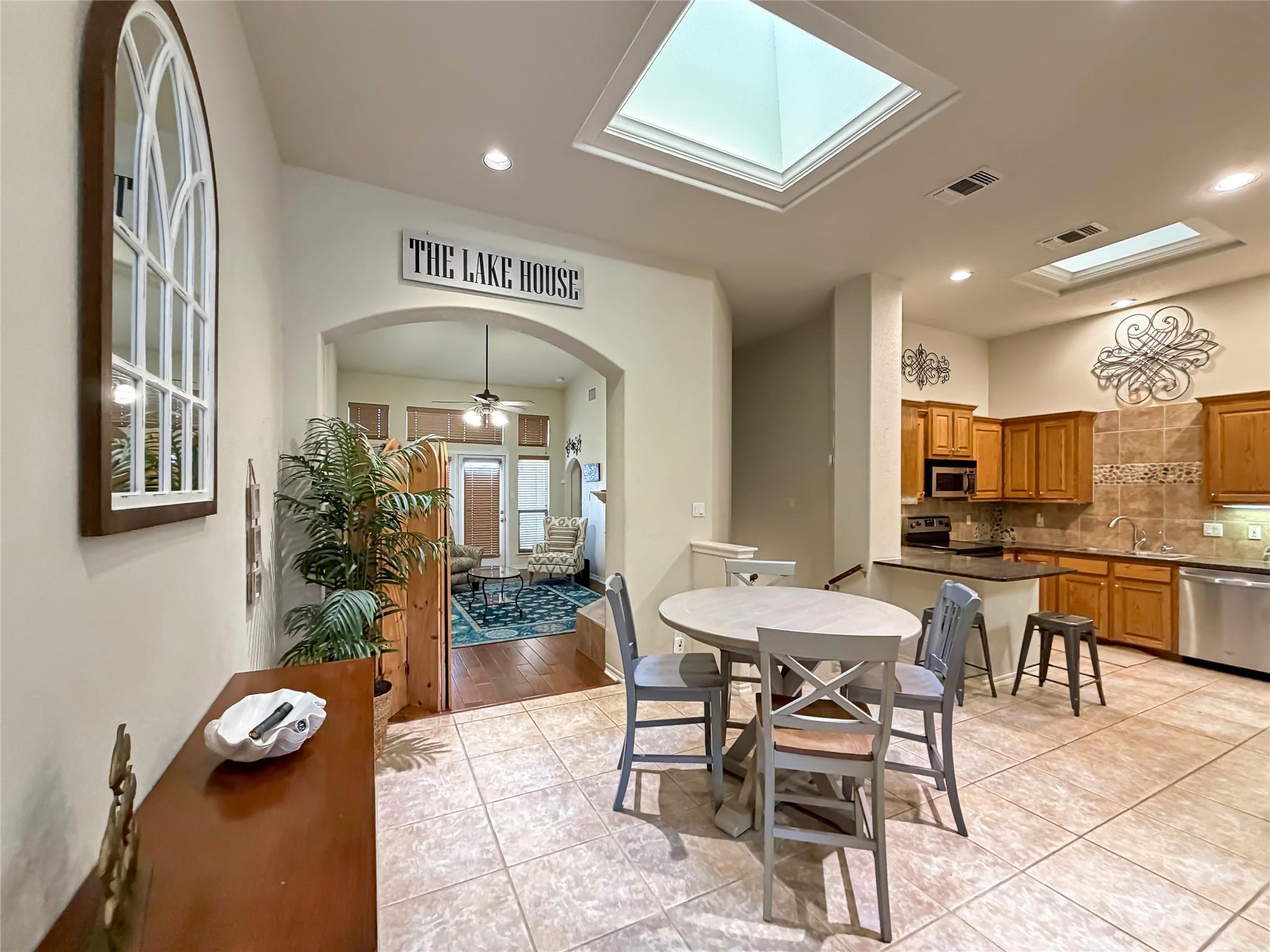 952 Parkview Drive Canyon Lake TX 78133