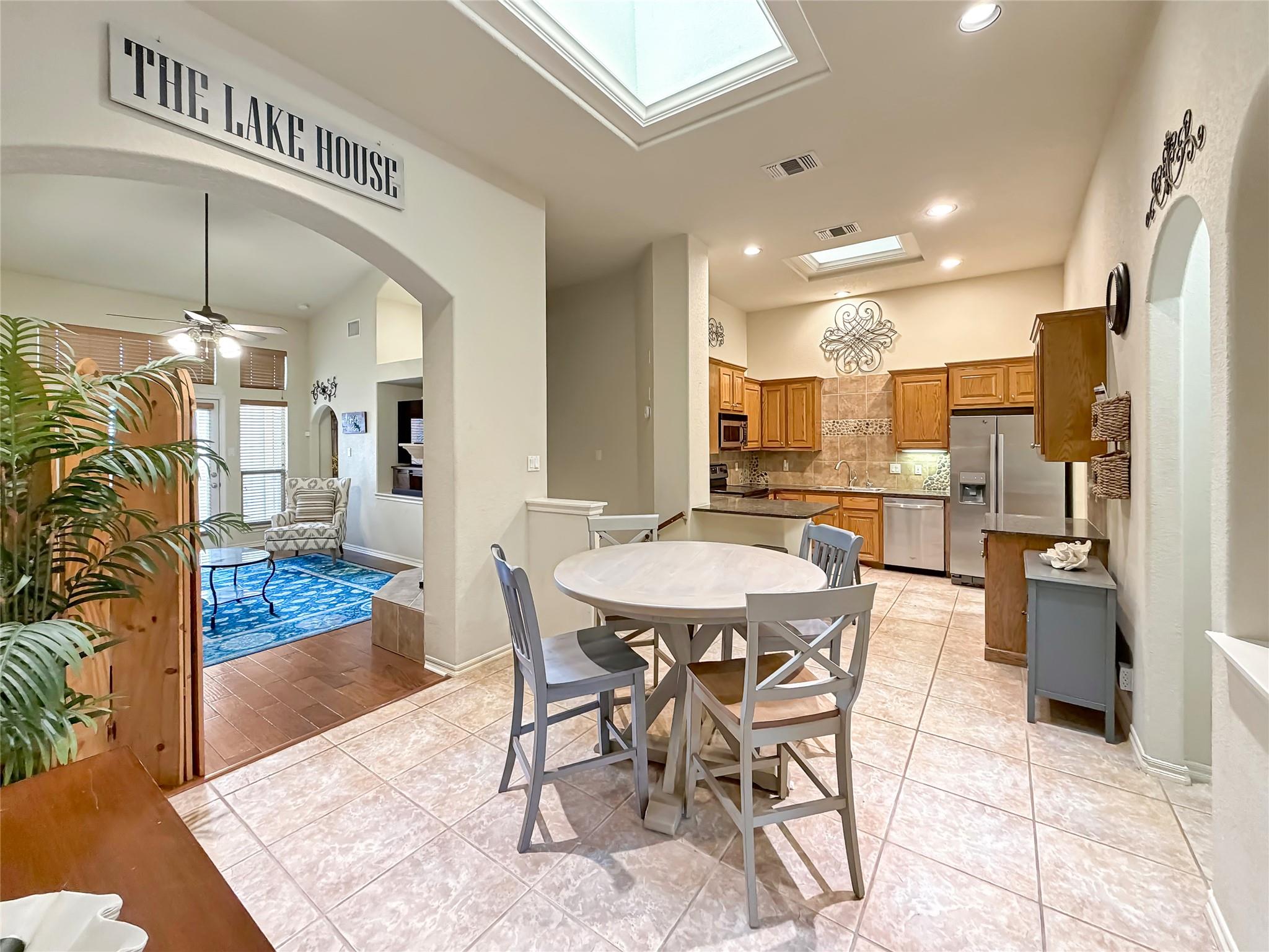 952 Parkview Drive Canyon Lake TX 78133