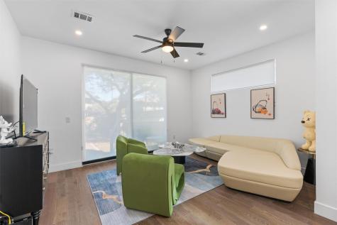 1208 W Oltorf Street Austin TX 78704