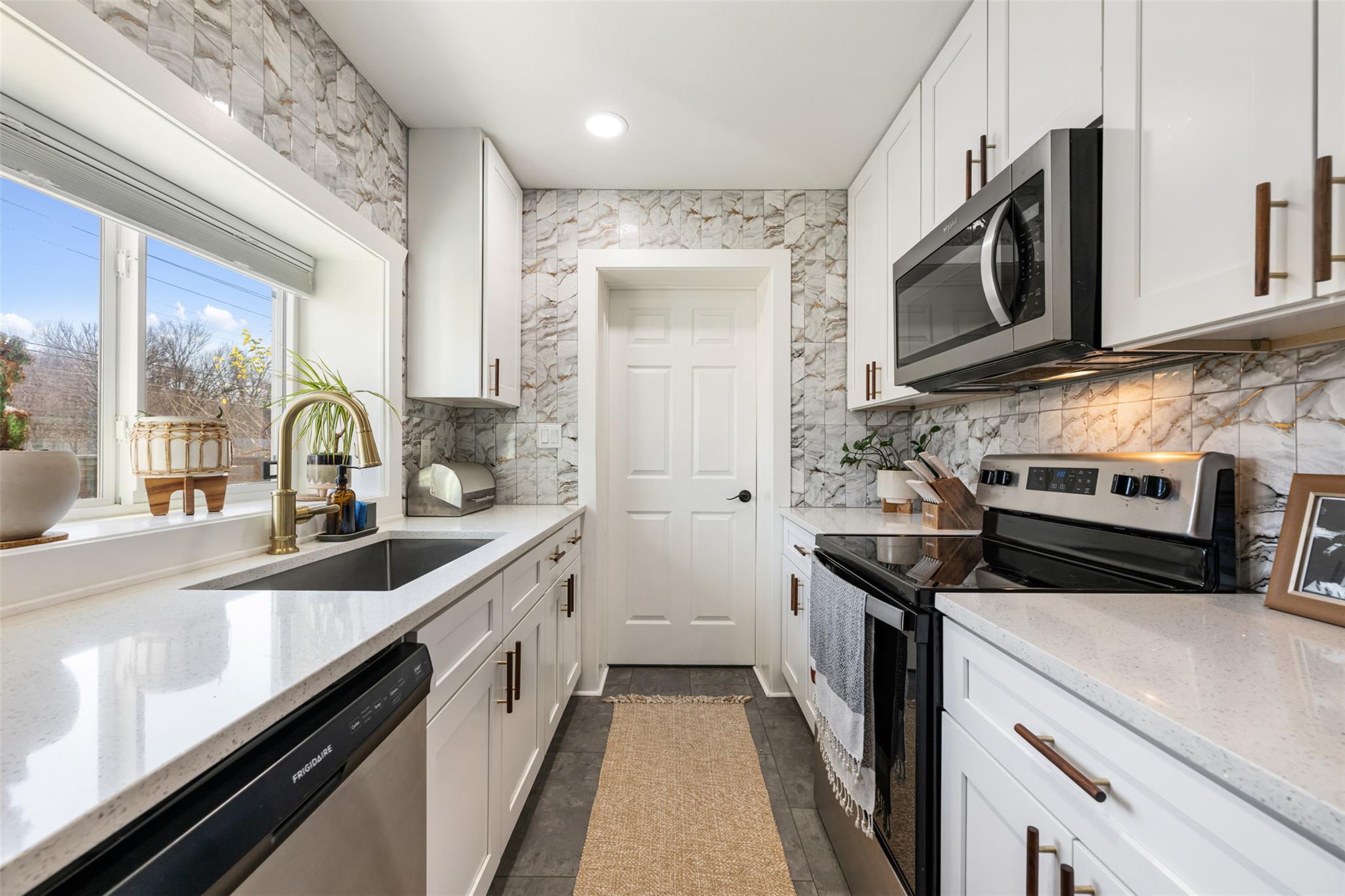 1616 Webberville Road Austin TX 78721