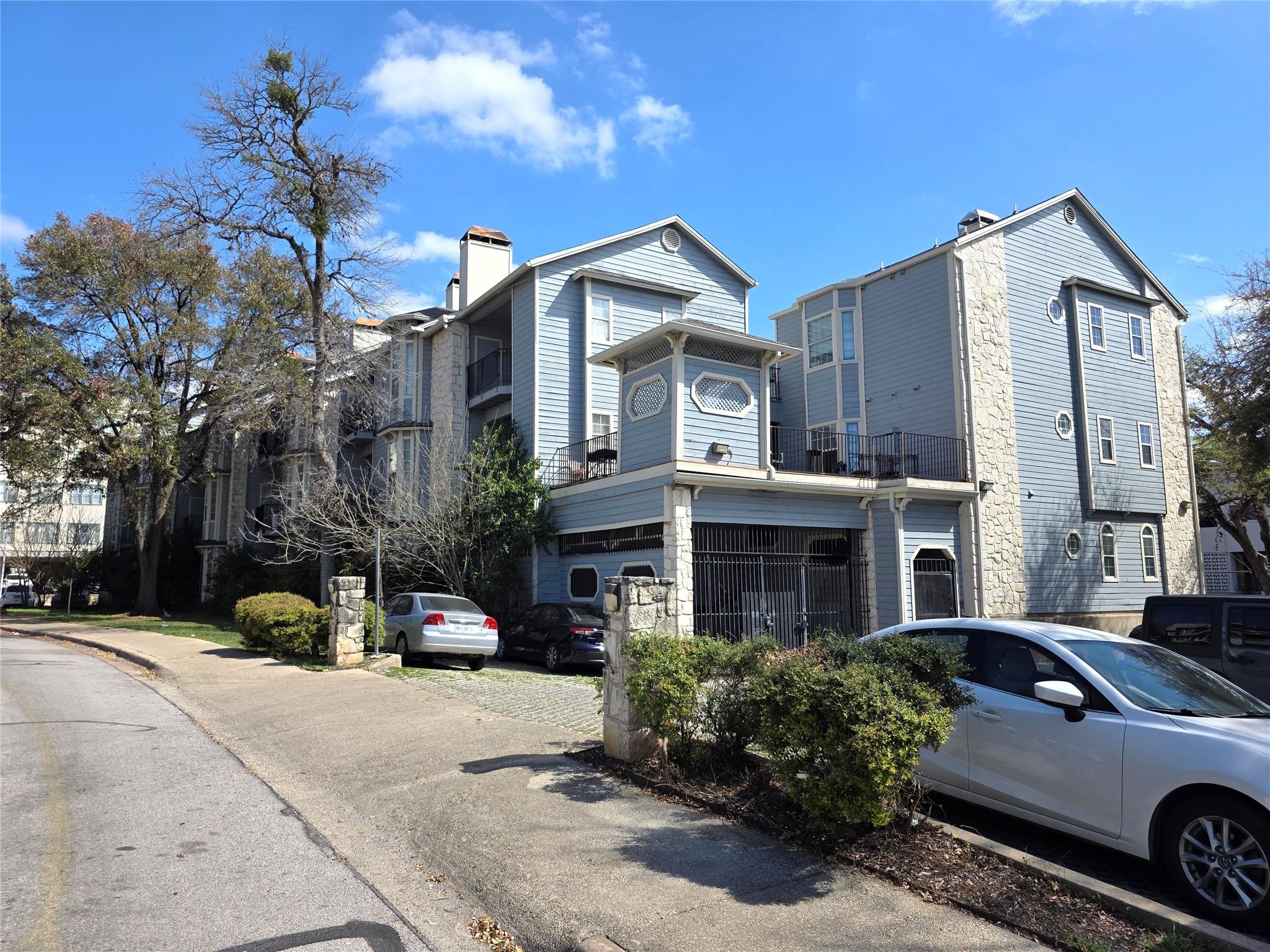 3111 Tom Green Street Austin TX 78705