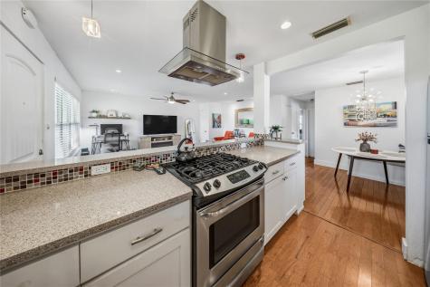 2301 Lawnmont Avenue Austin TX 78756