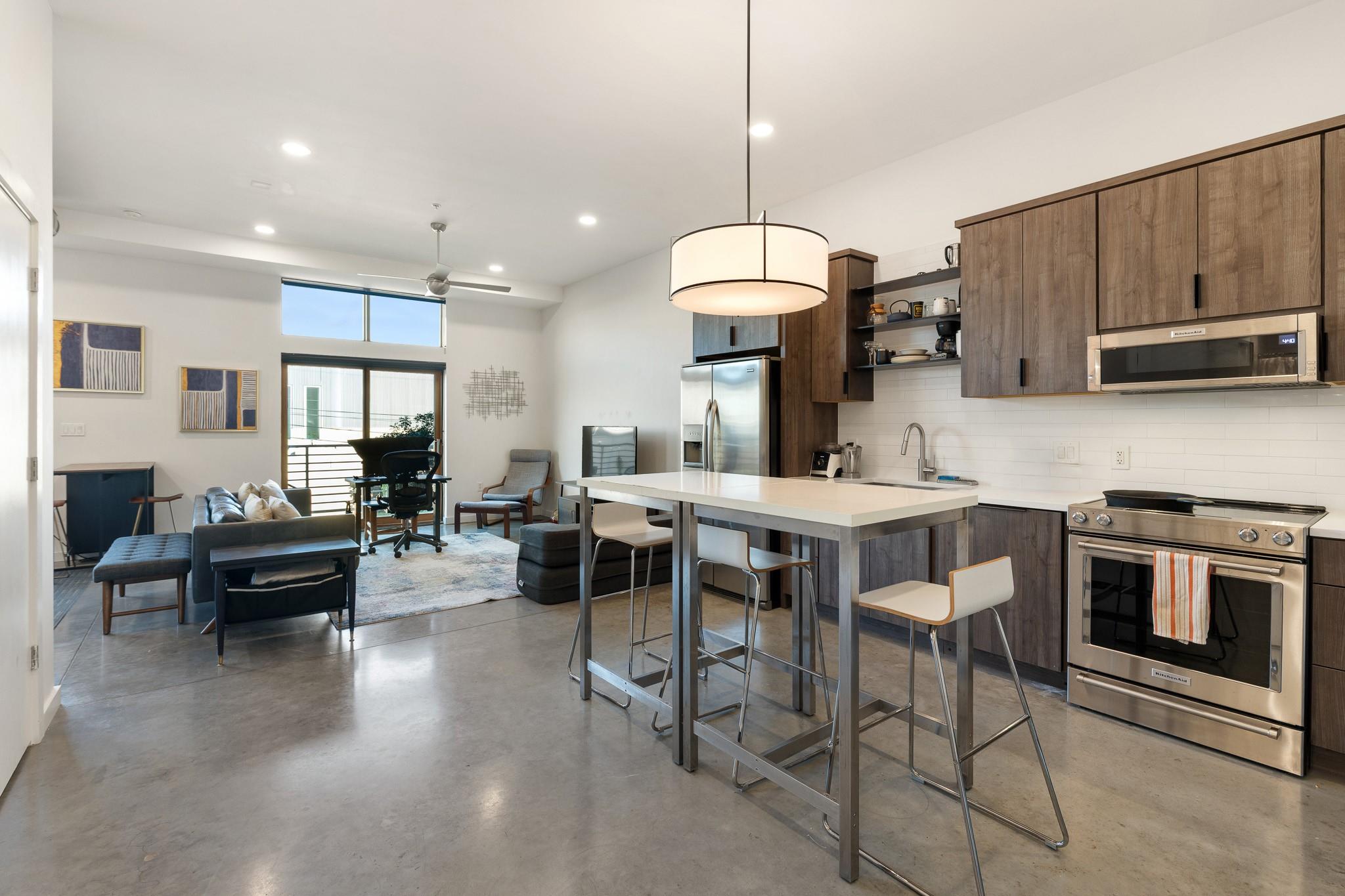 2124 E 6th Street Austin TX 78702