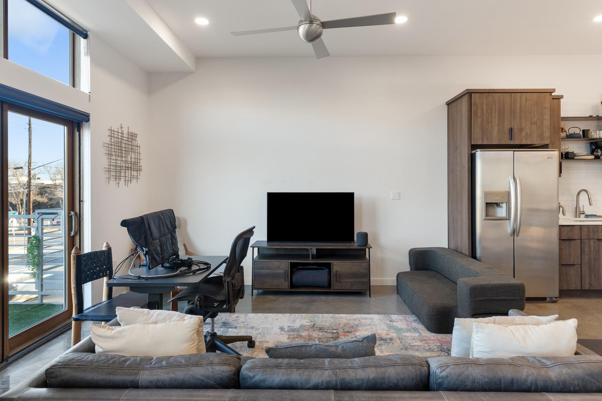 2124 E 6th Street Austin TX 78702