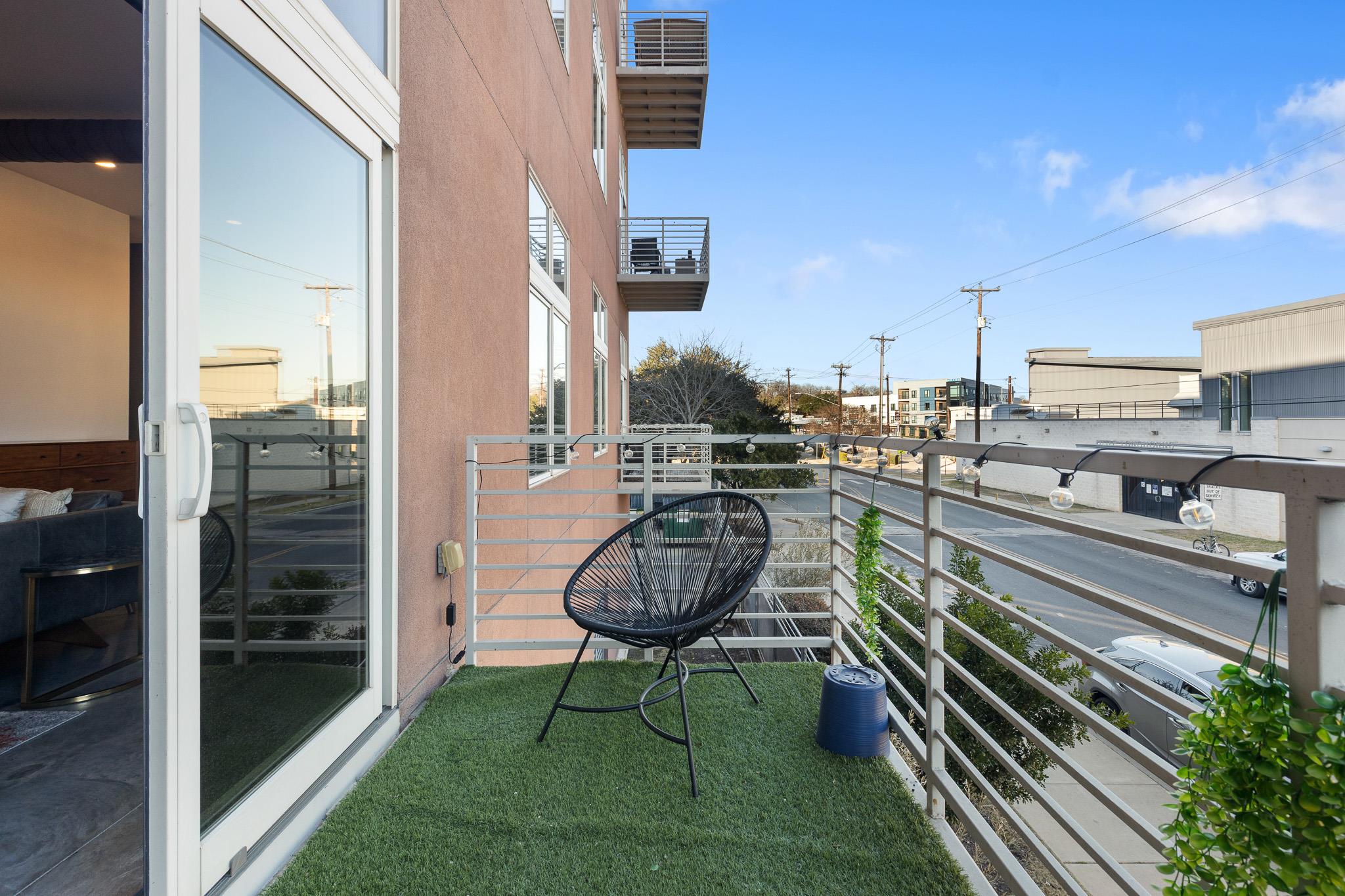 2124 E 6th Street Austin TX 78702