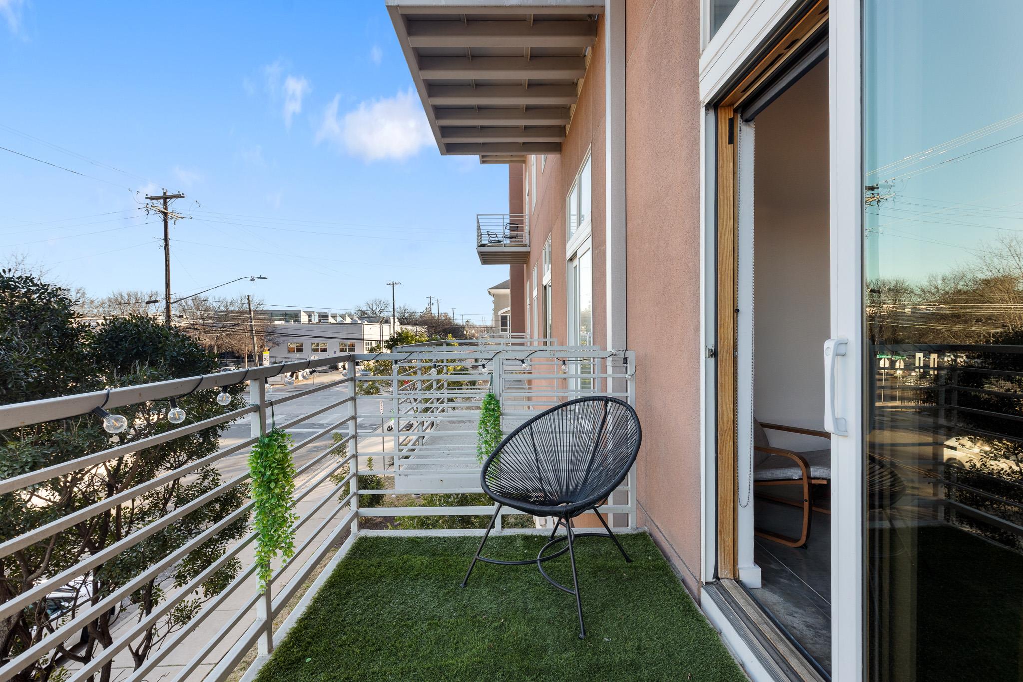 2124 E 6th Street Austin TX 78702