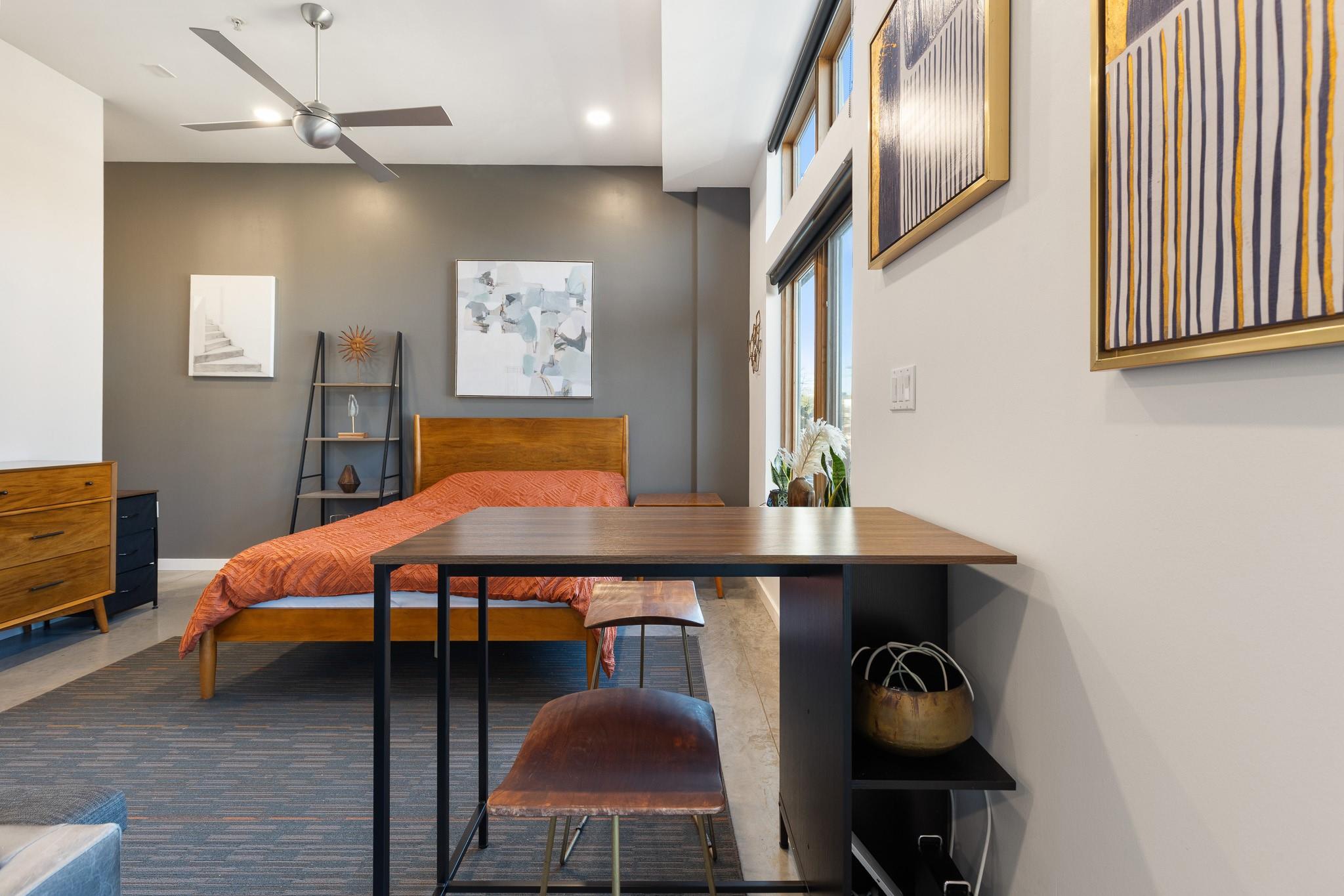 2124 E 6th Street Austin TX 78702