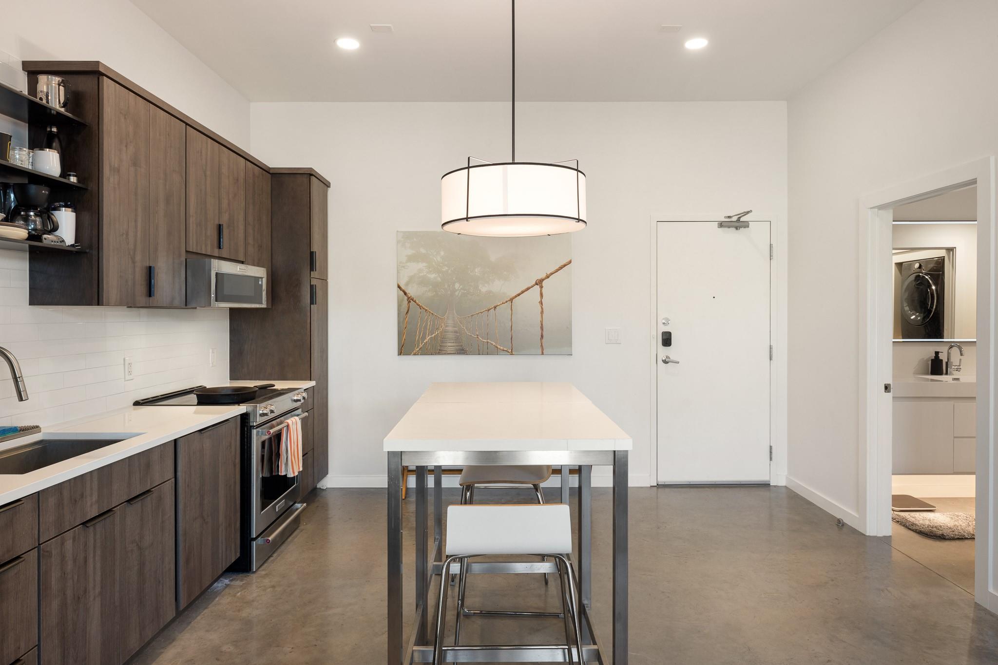2124 E 6th Street Austin TX 78702