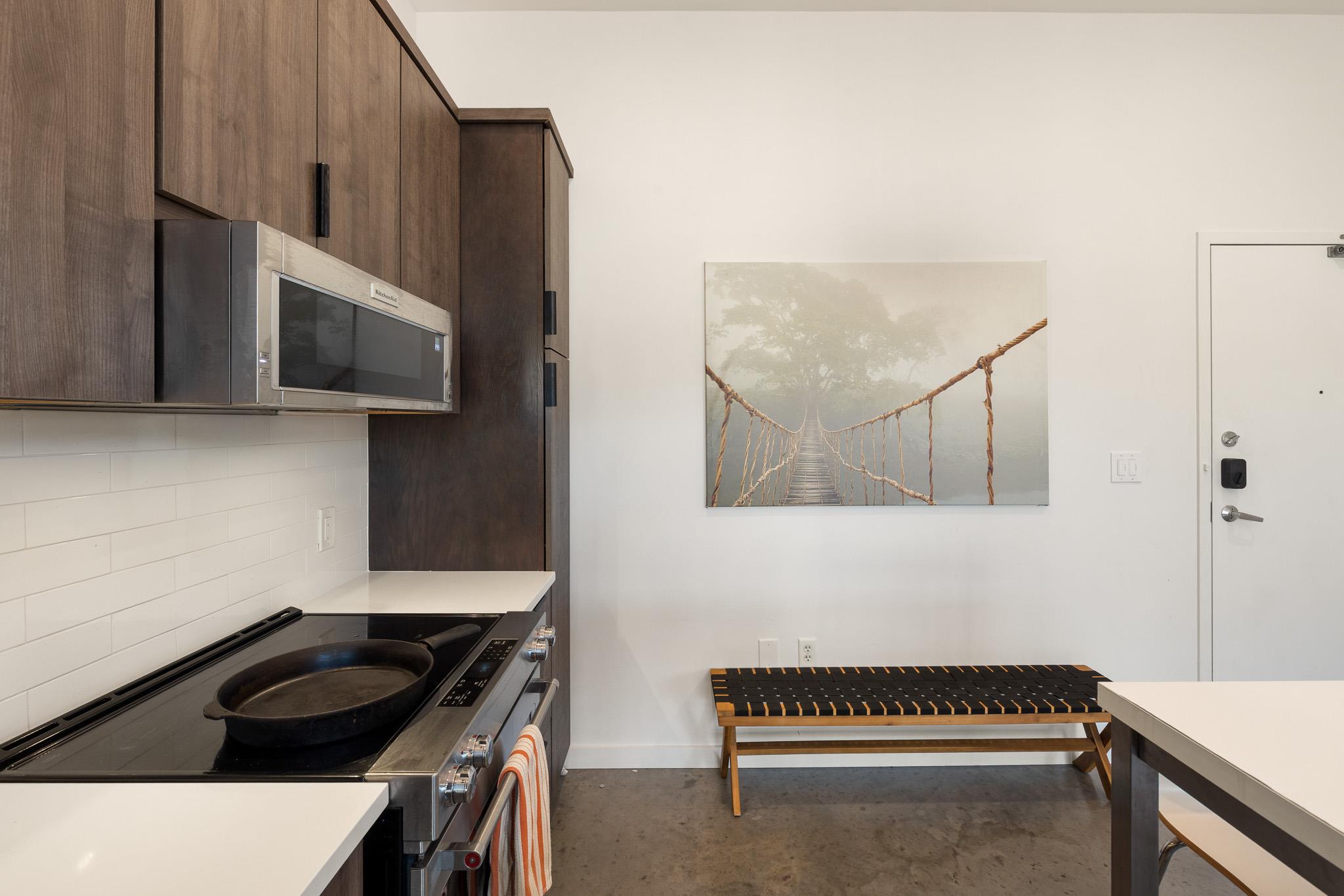 2124 E 6th Street Austin TX 78702