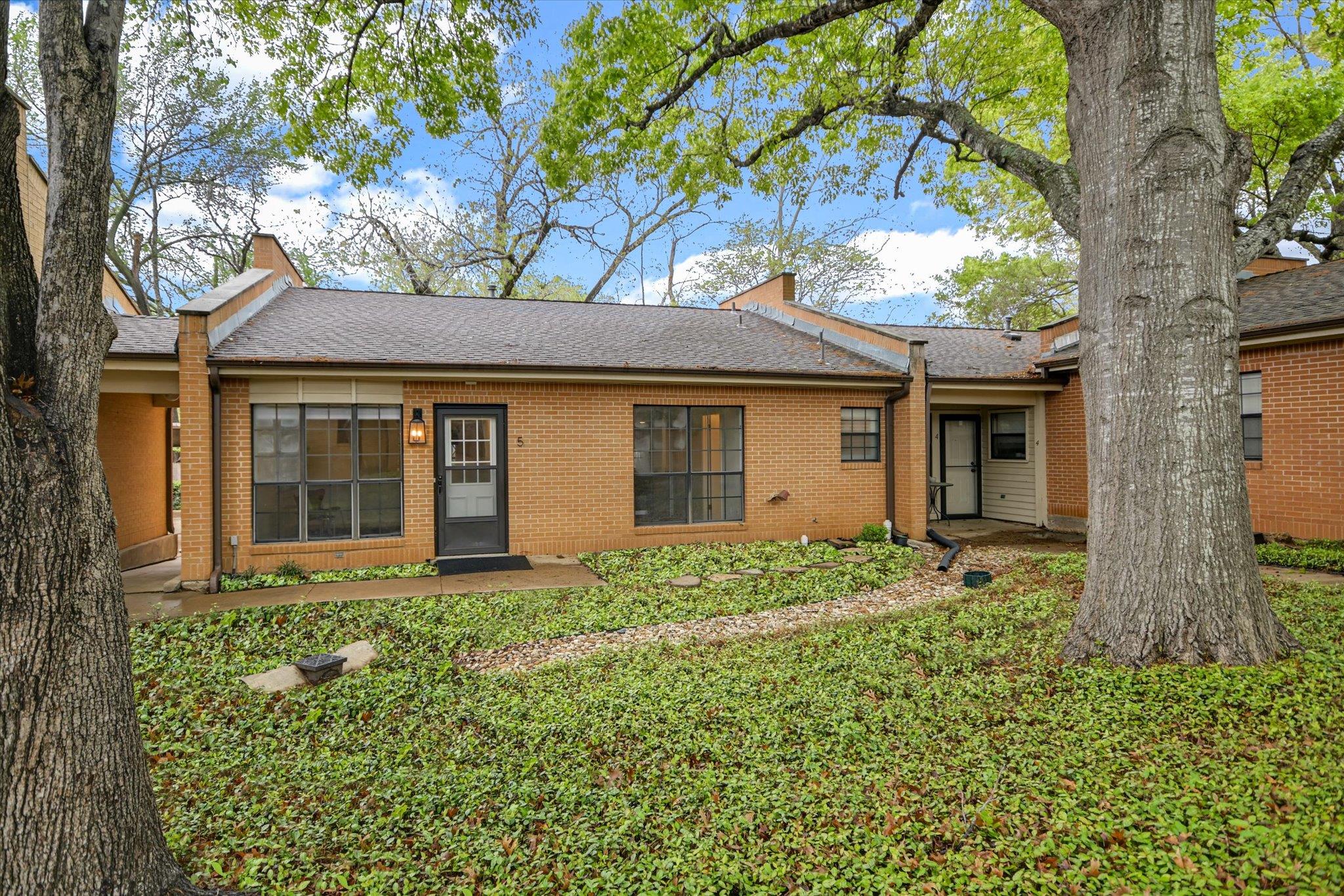 2301 Lawnmont Avenue Austin TX 78756