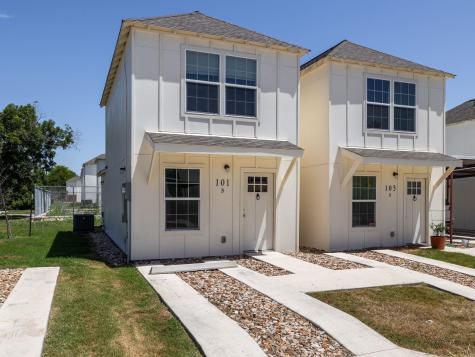 230 Debus Drive Taylor TX 76574