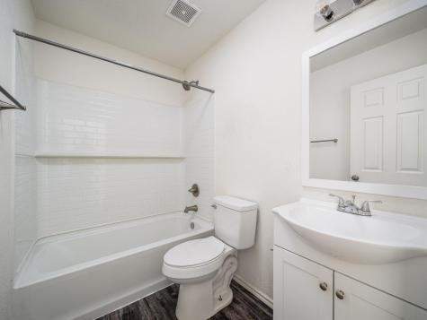 230 Debus Drive Taylor TX 76574